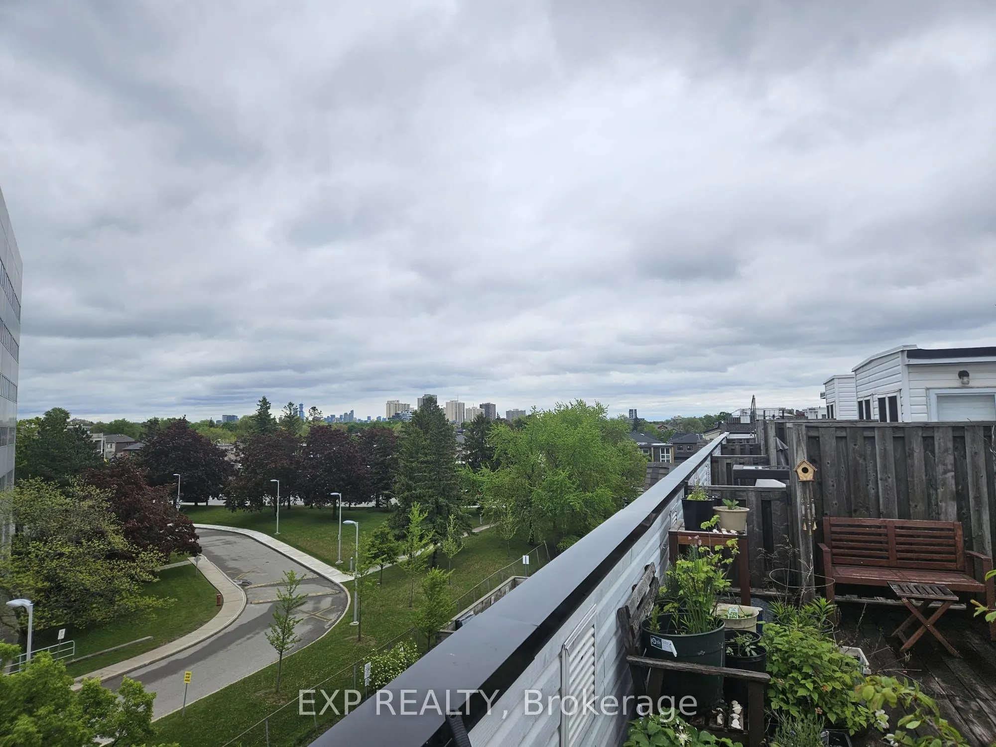 760 Lawrence Avenue W, #TH 221