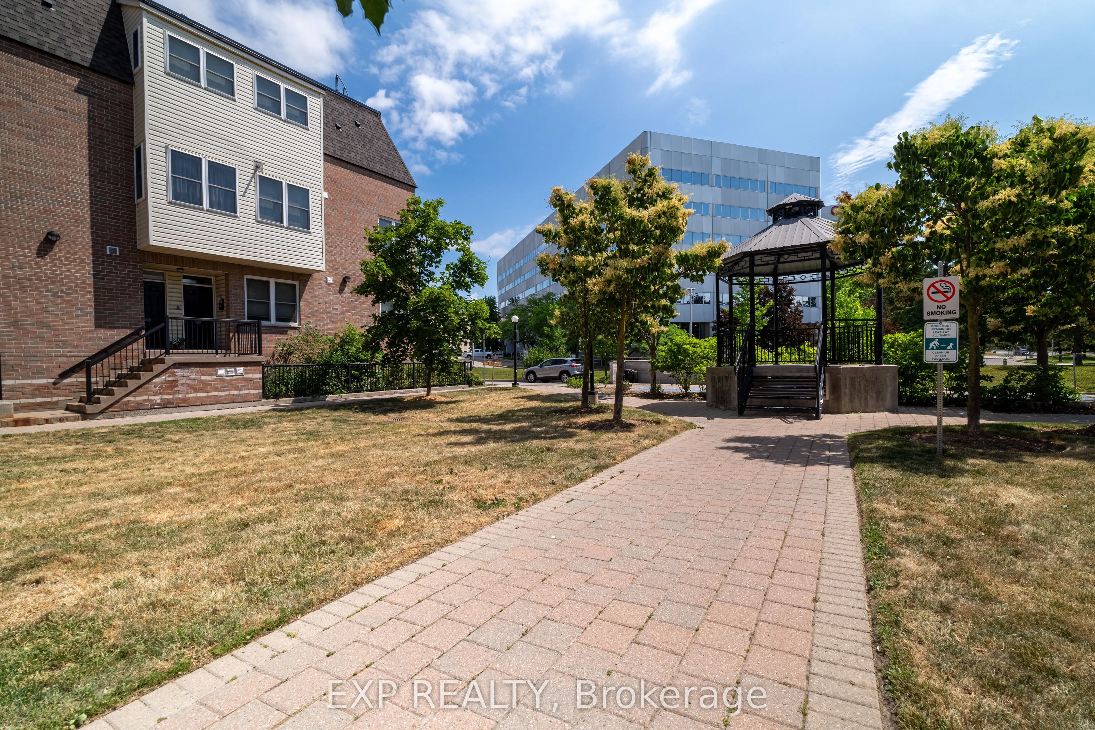 760 Lawrence Avenue W, #TH 221