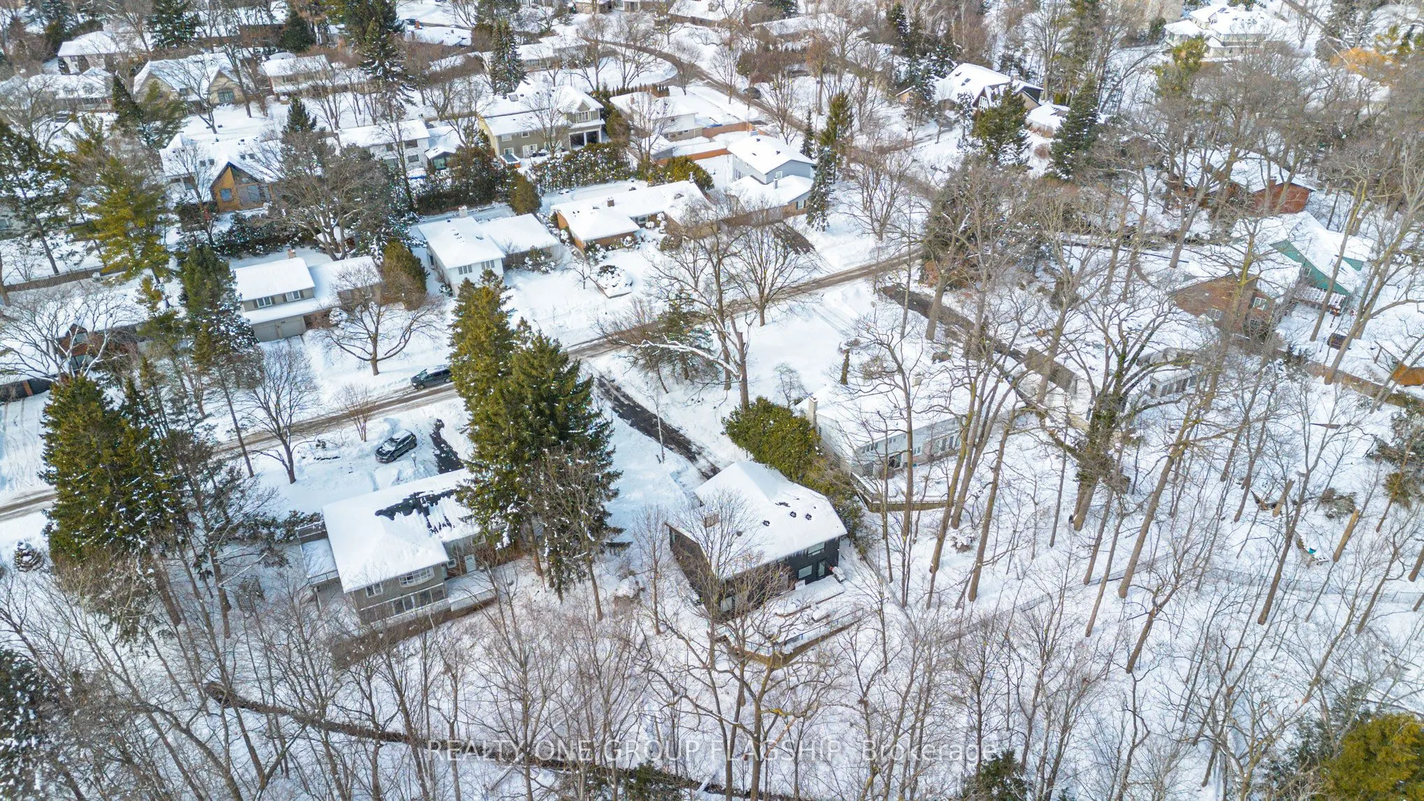 1135 Greenoaks Drive