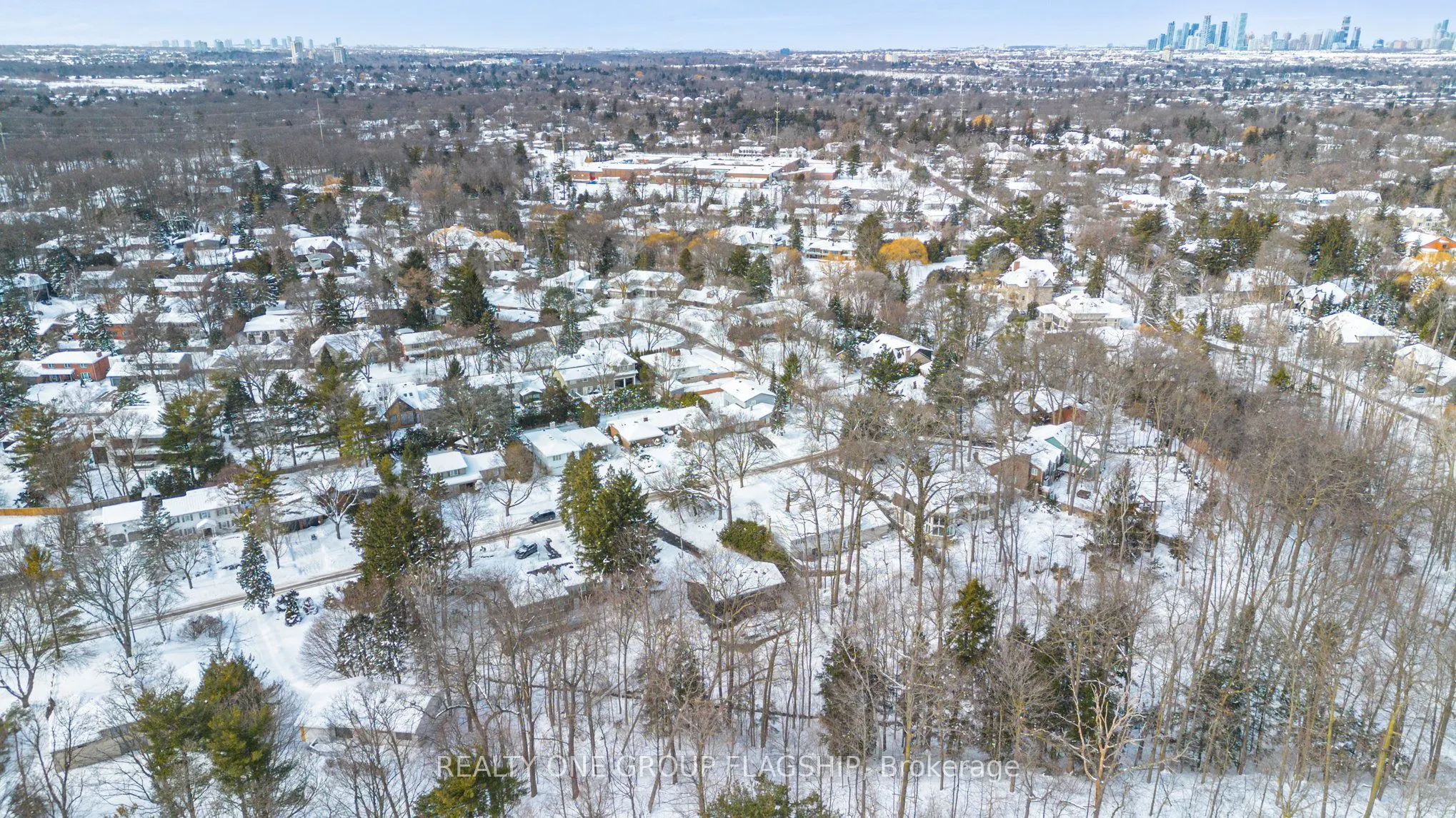 1135 Greenoaks Drive