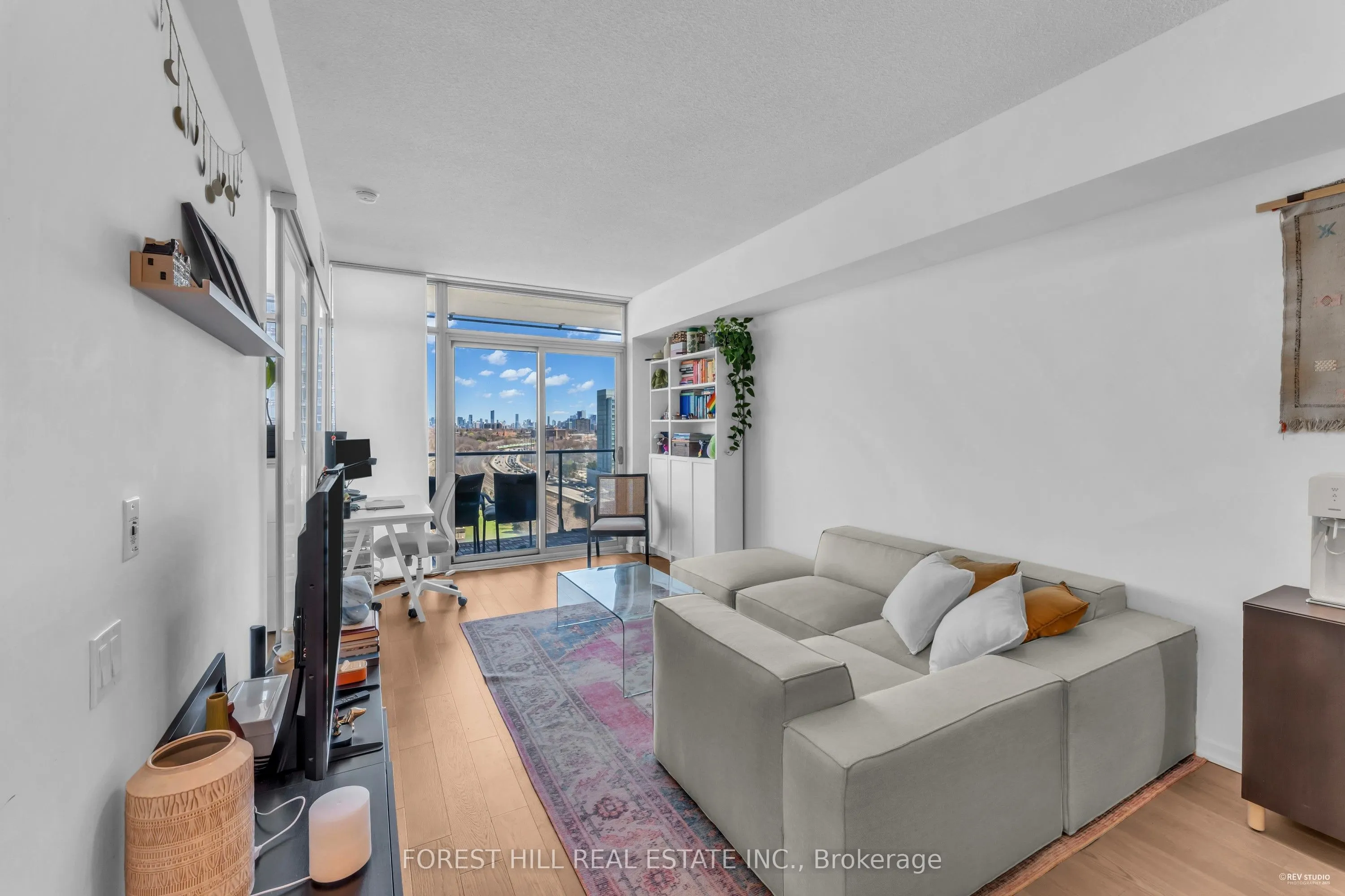 103 The Queensway Avenue, #1301