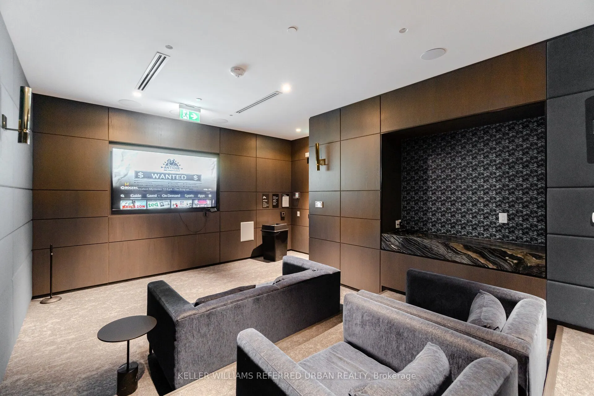 9 Mabelle Avenue, #2422