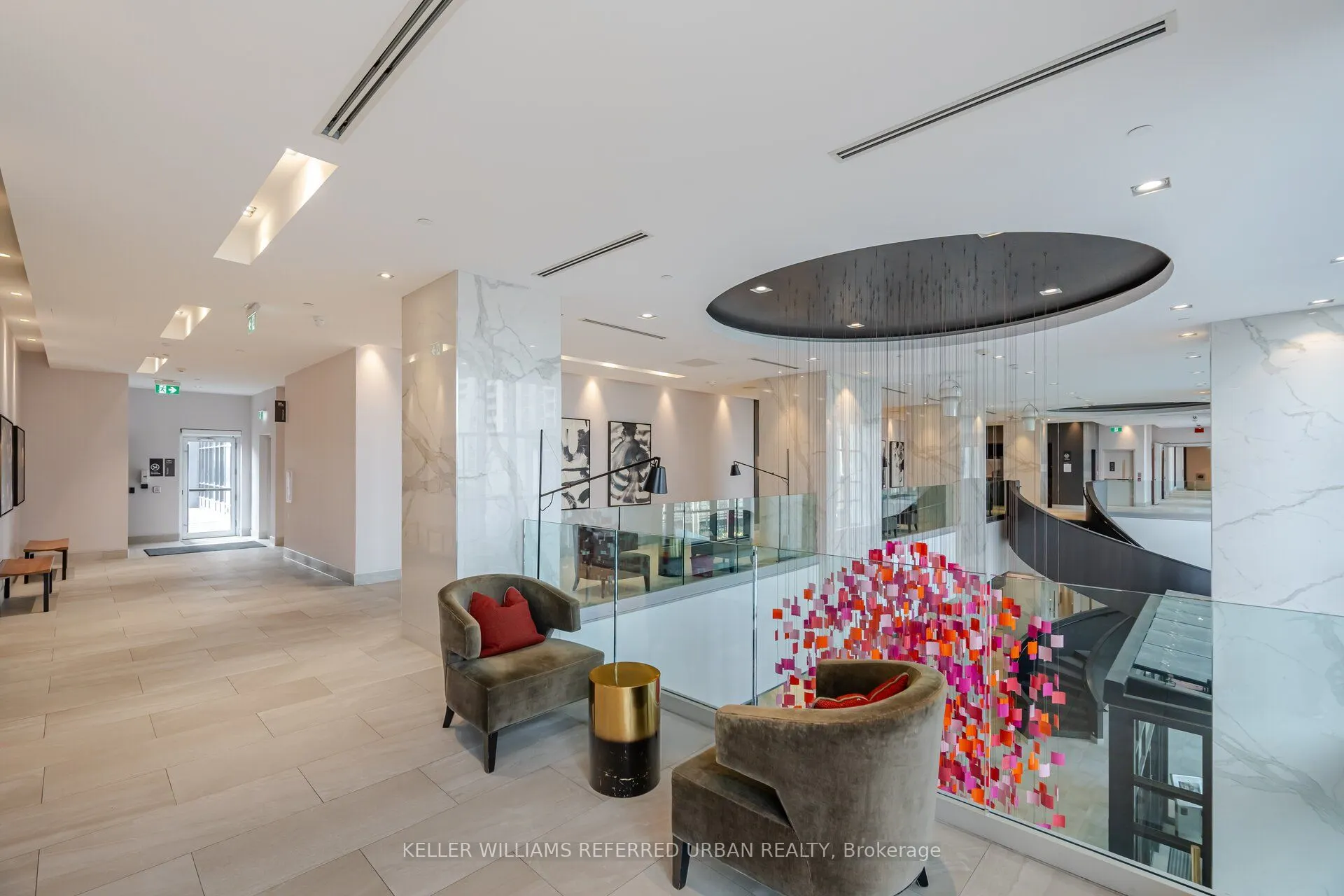 9 Mabelle Avenue, #2422