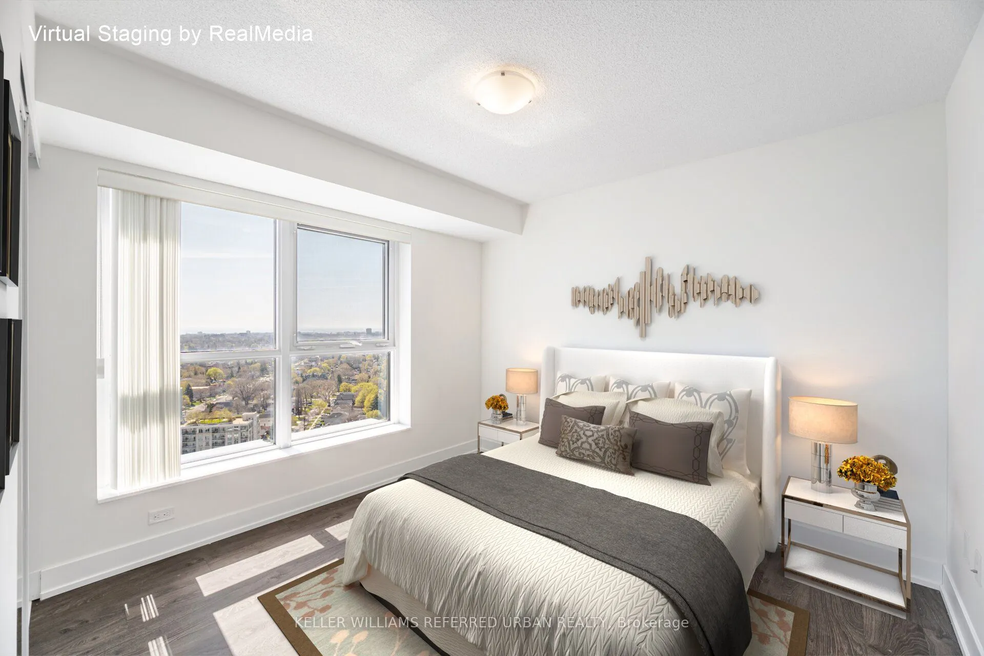 9 Mabelle Avenue, #2422