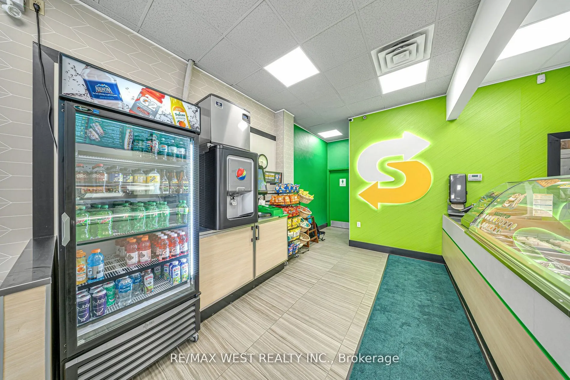 90 Courtneypark Drive, #2