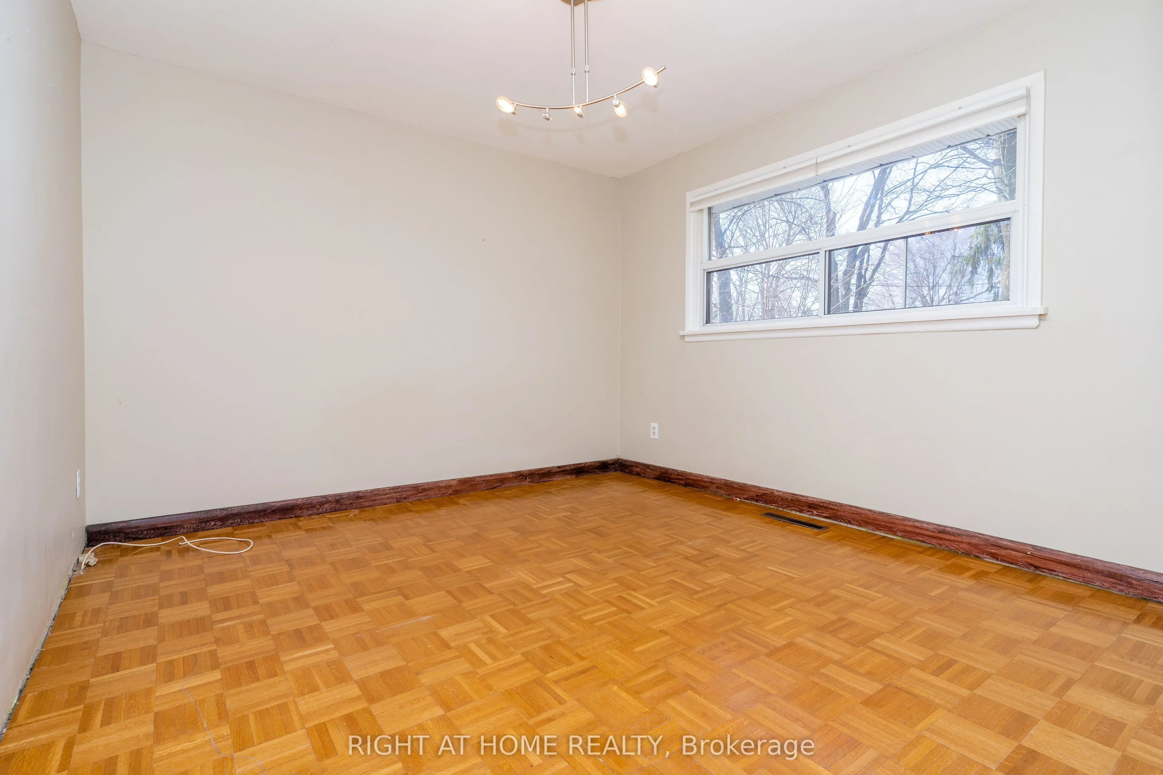 1045 Deta Road