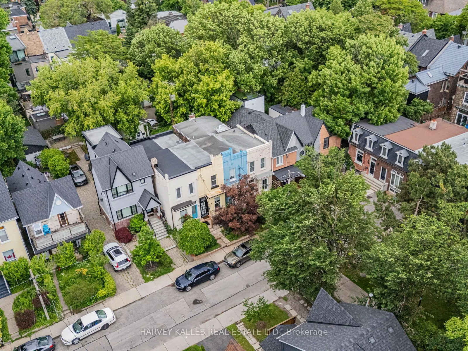 18 Saunders Avenue