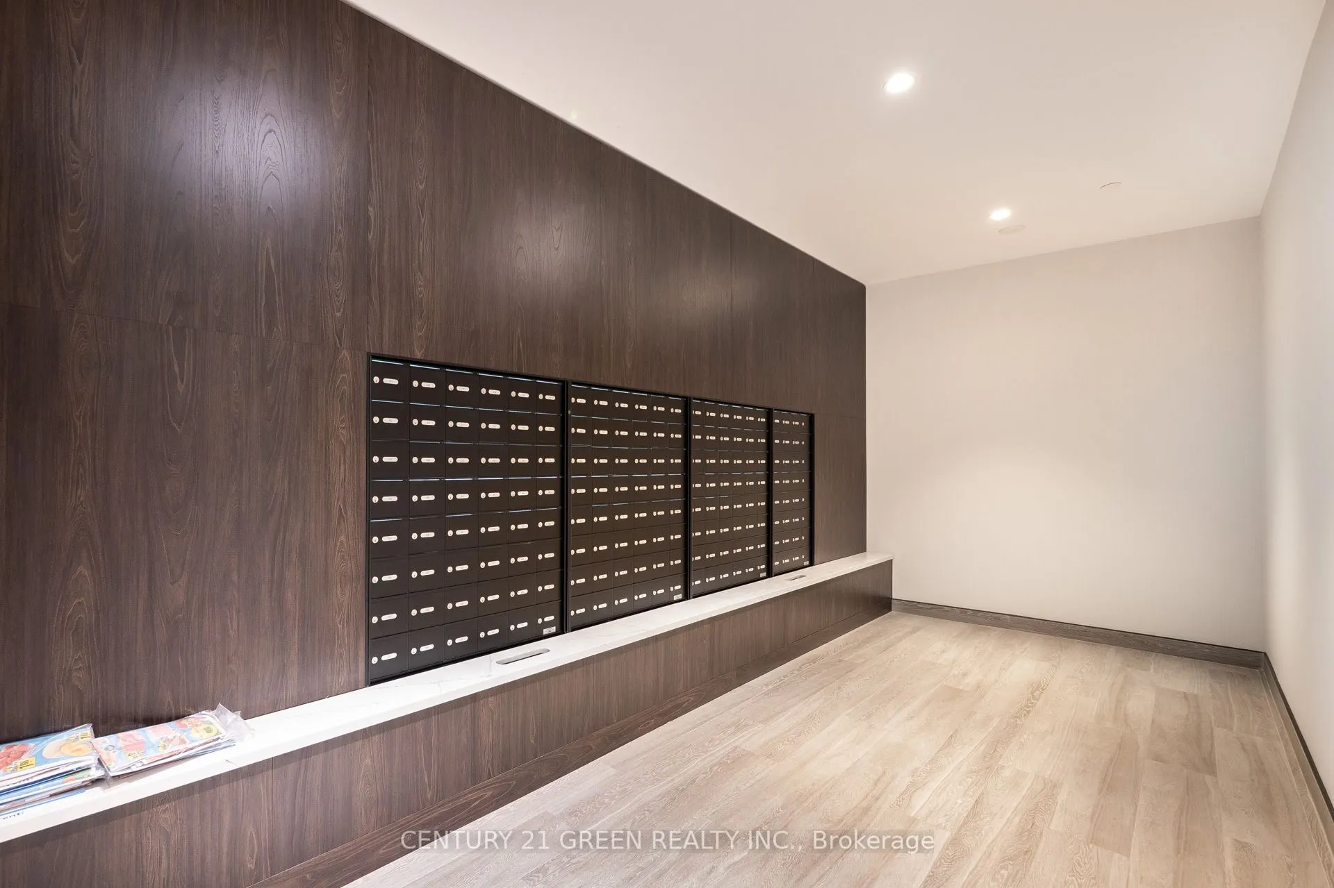 8010 Derry Road, #302