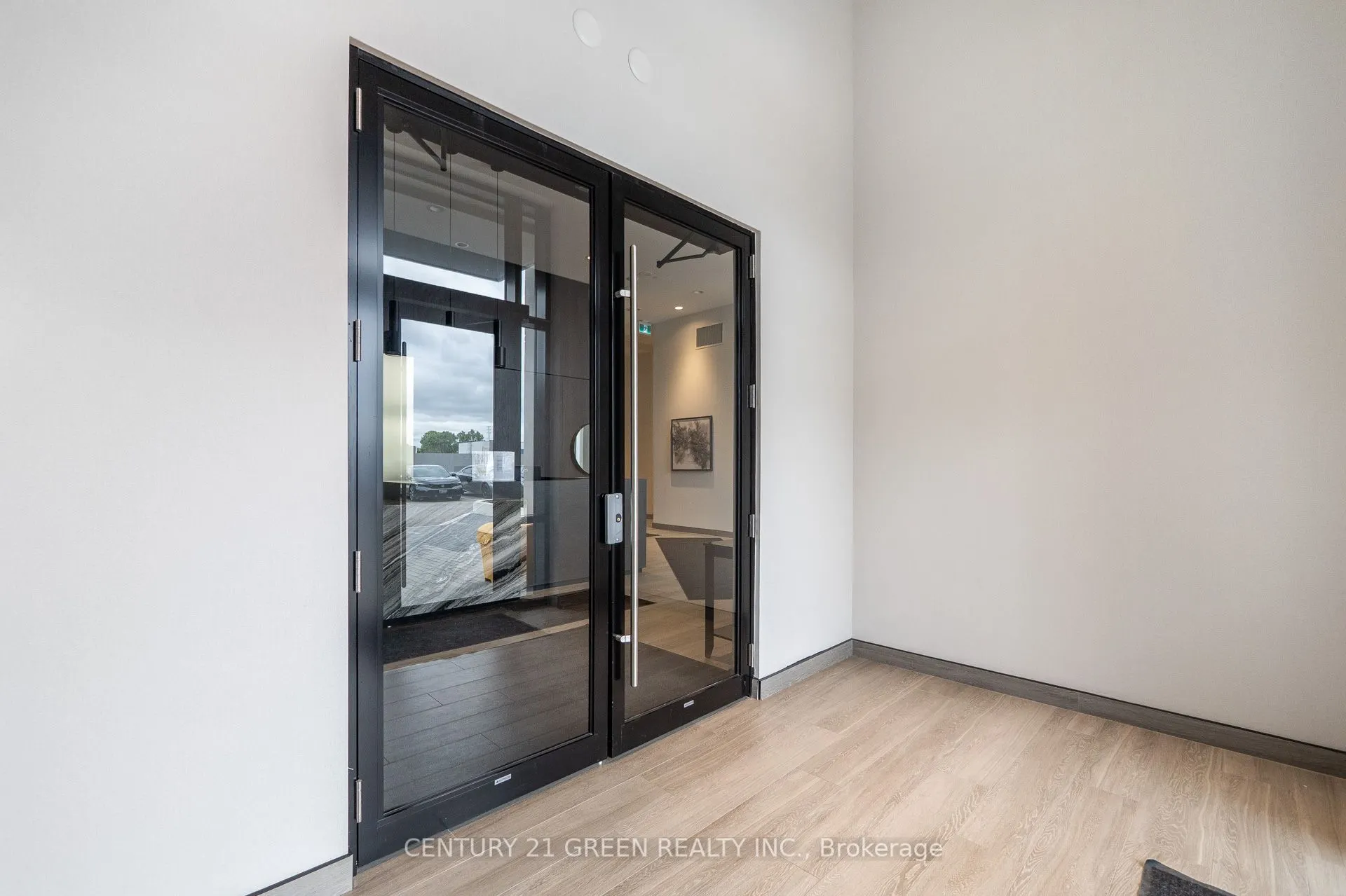 8010 Derry Road, #302