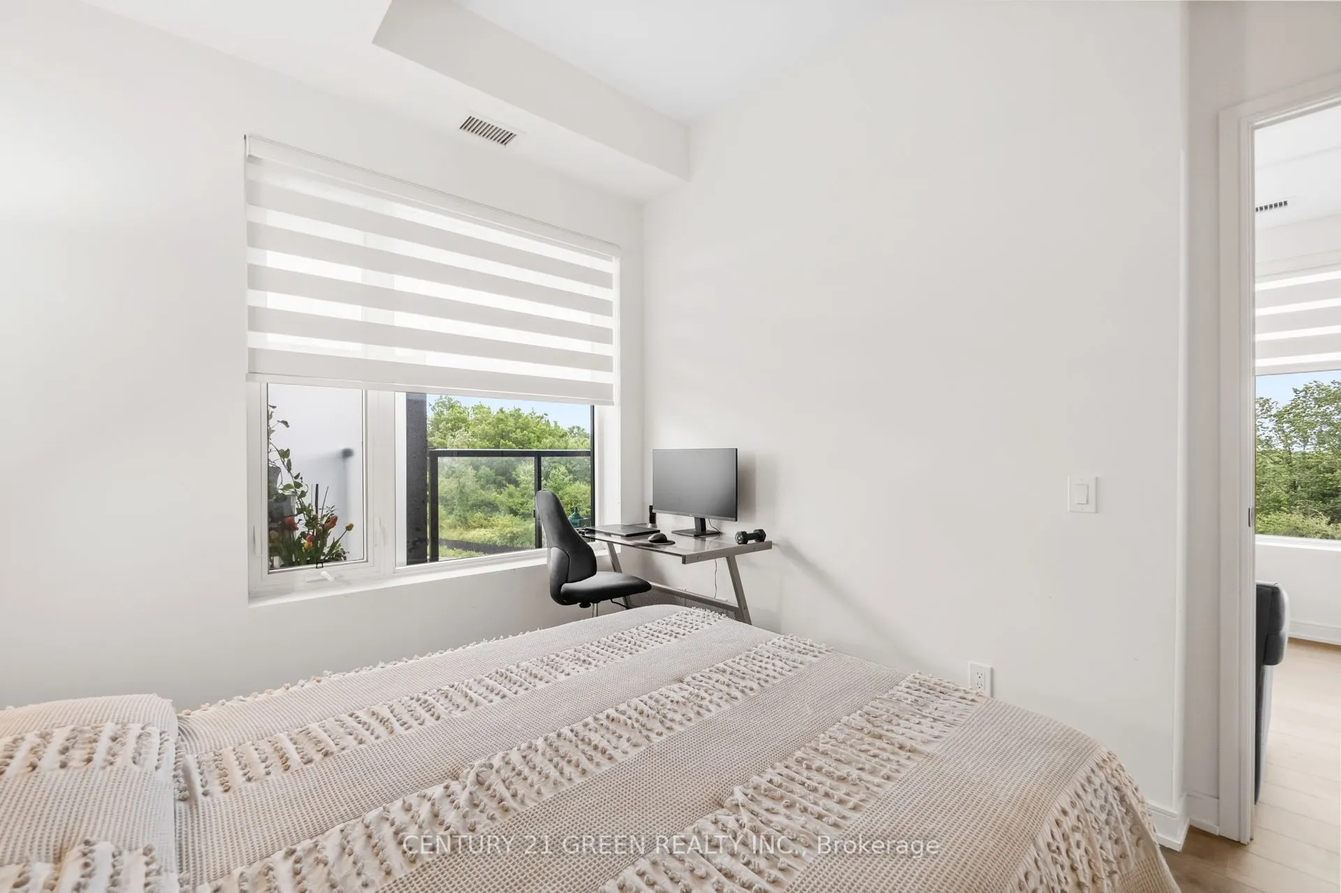 8010 Derry Road, #302
