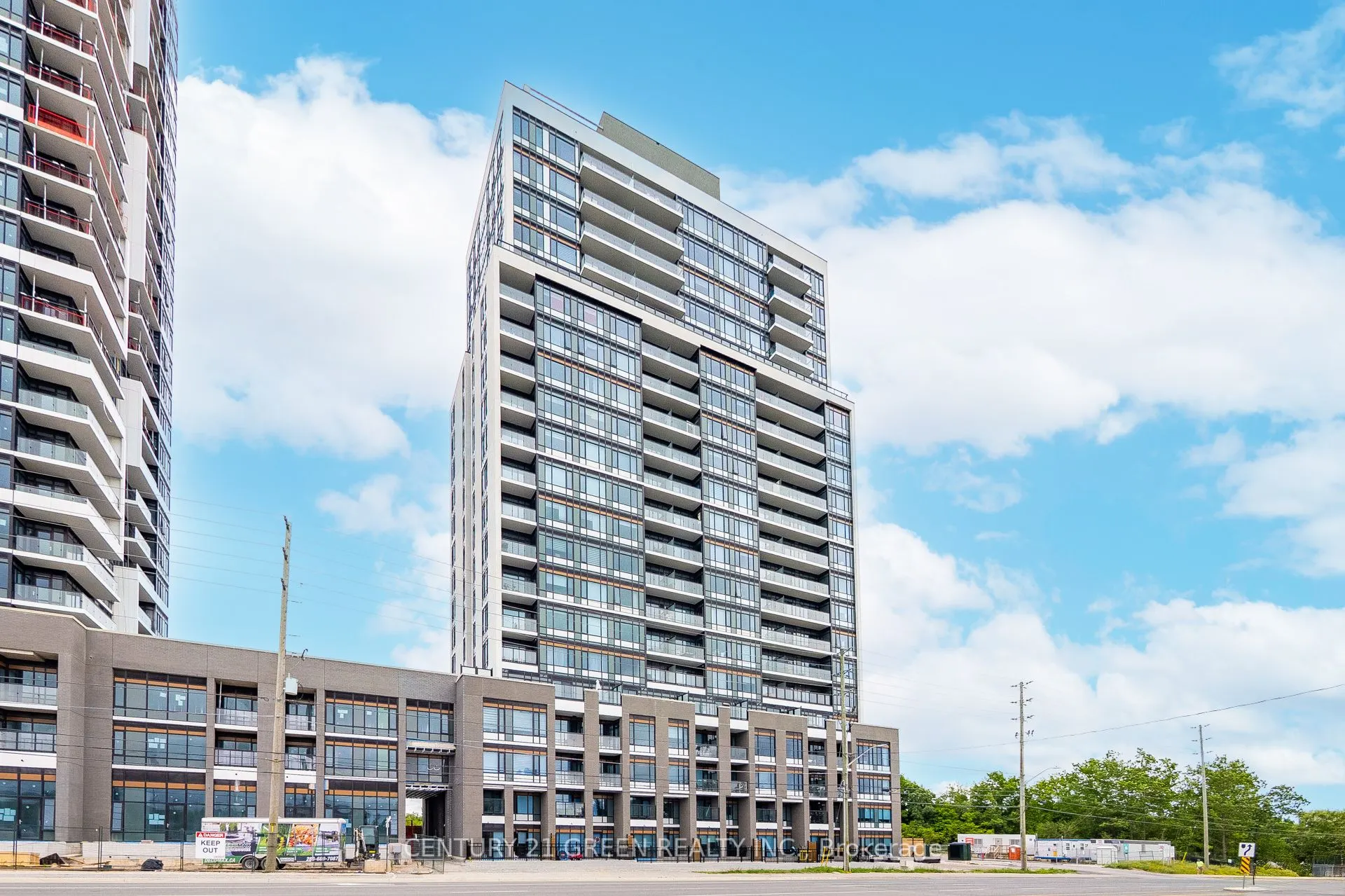 8010 Derry Road, #302