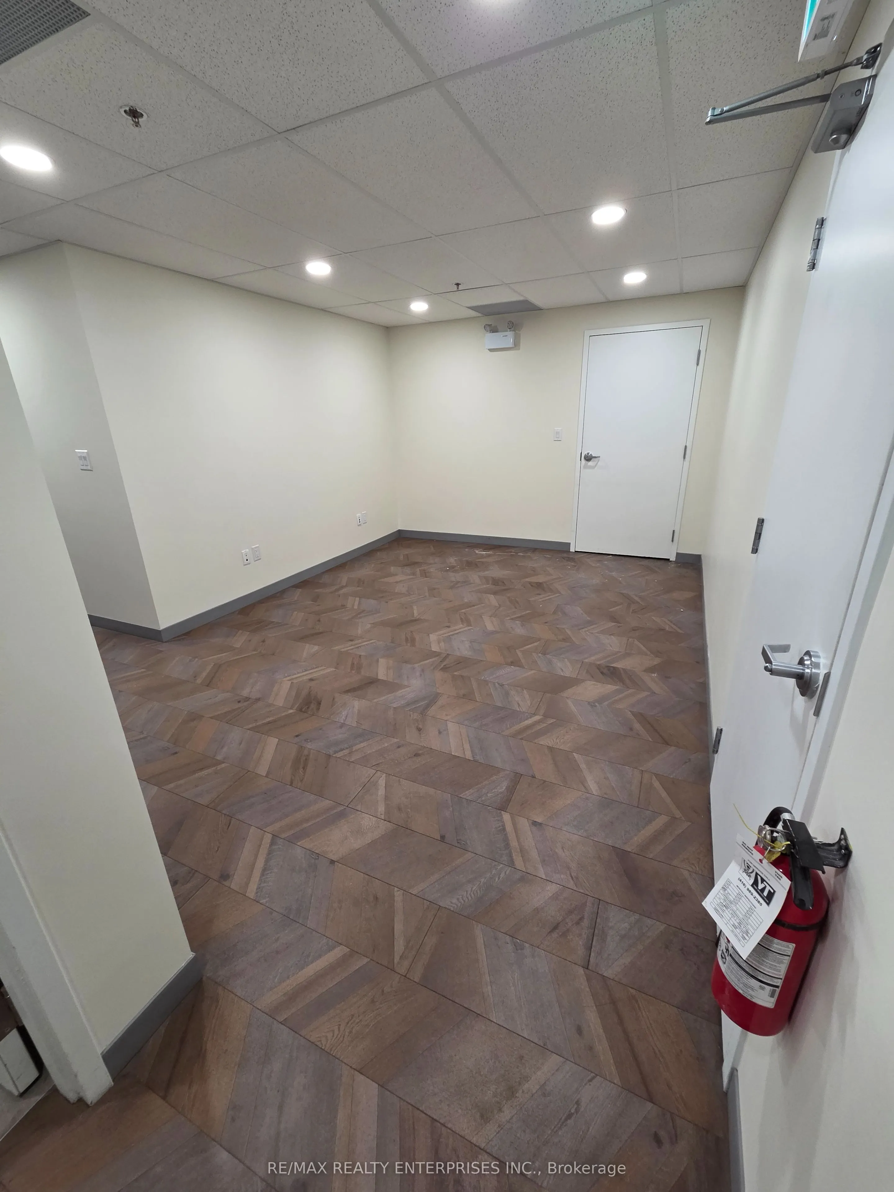 12 Falconer Drive, #7