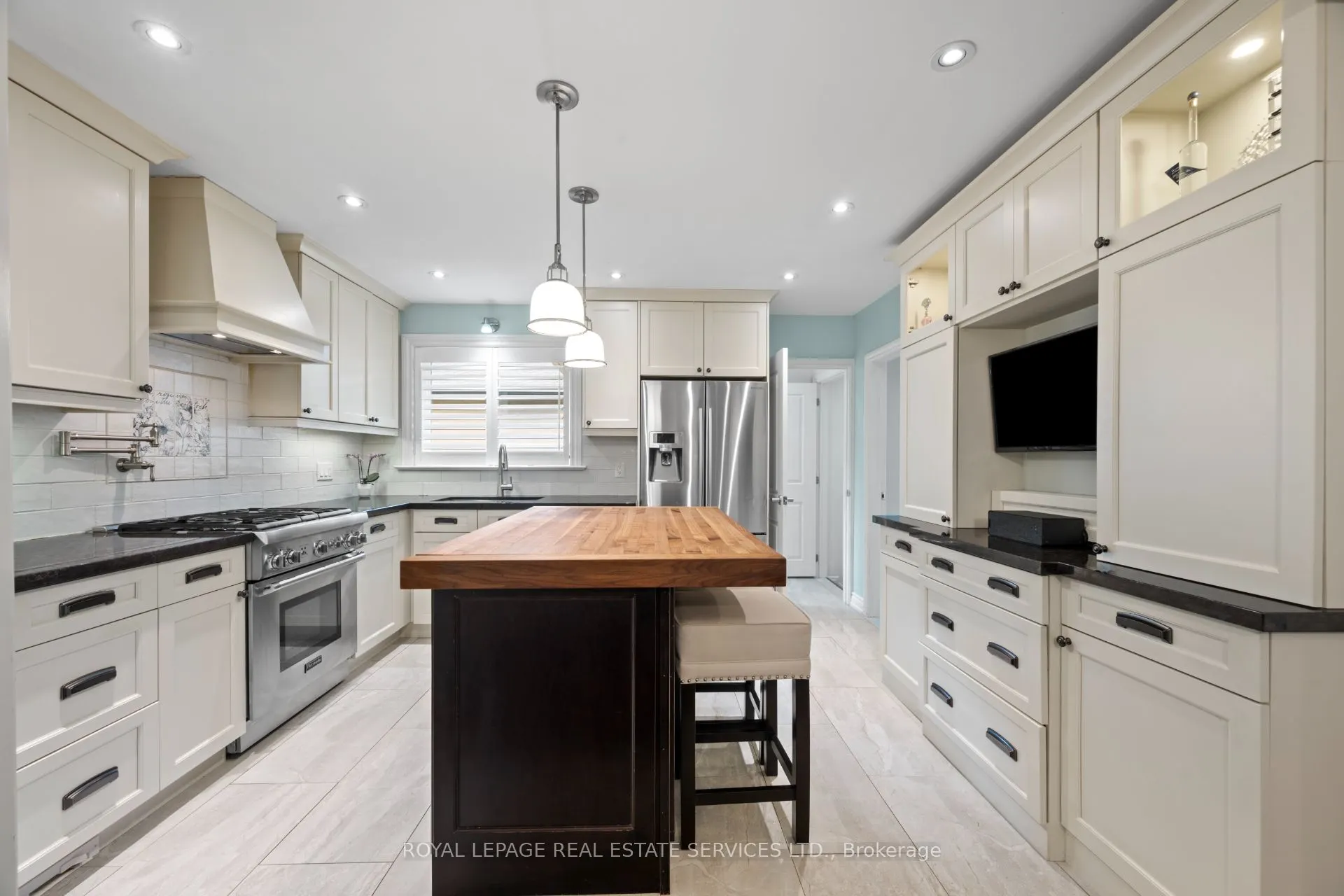 106 West Deane Park Drive