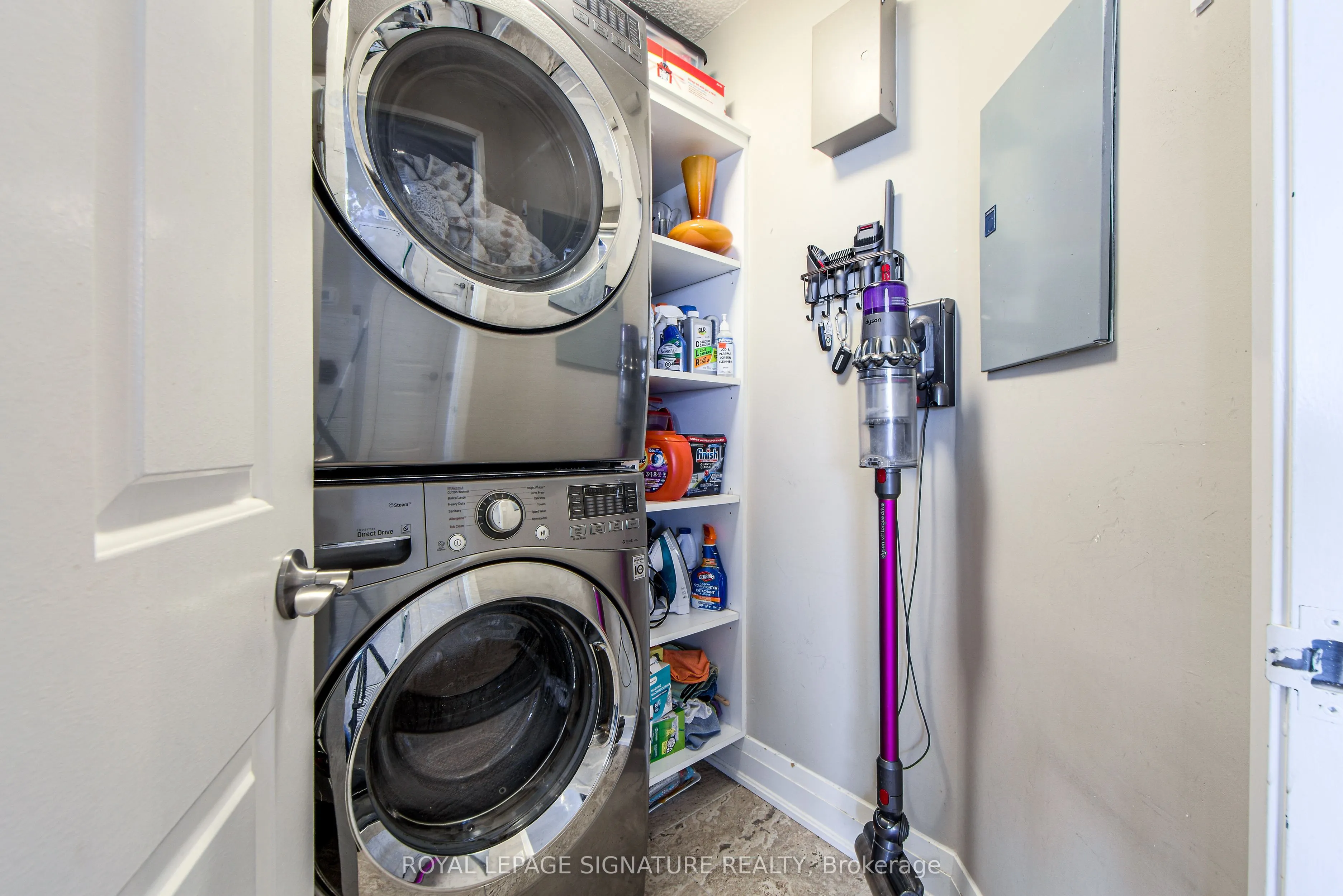 55 Kingsbridge Garden Circle, #2111