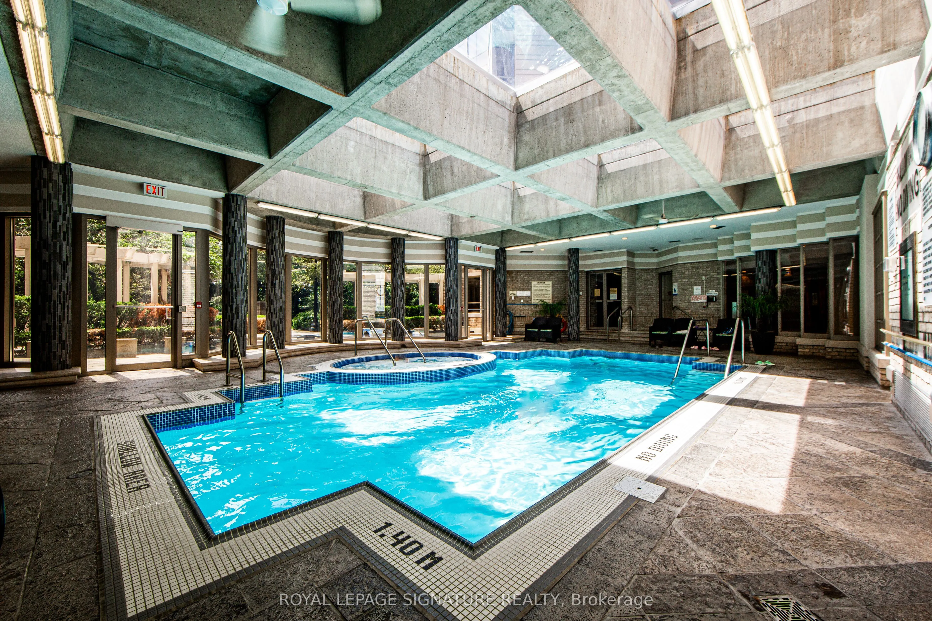 55 Kingsbridge Garden Circle, #2111