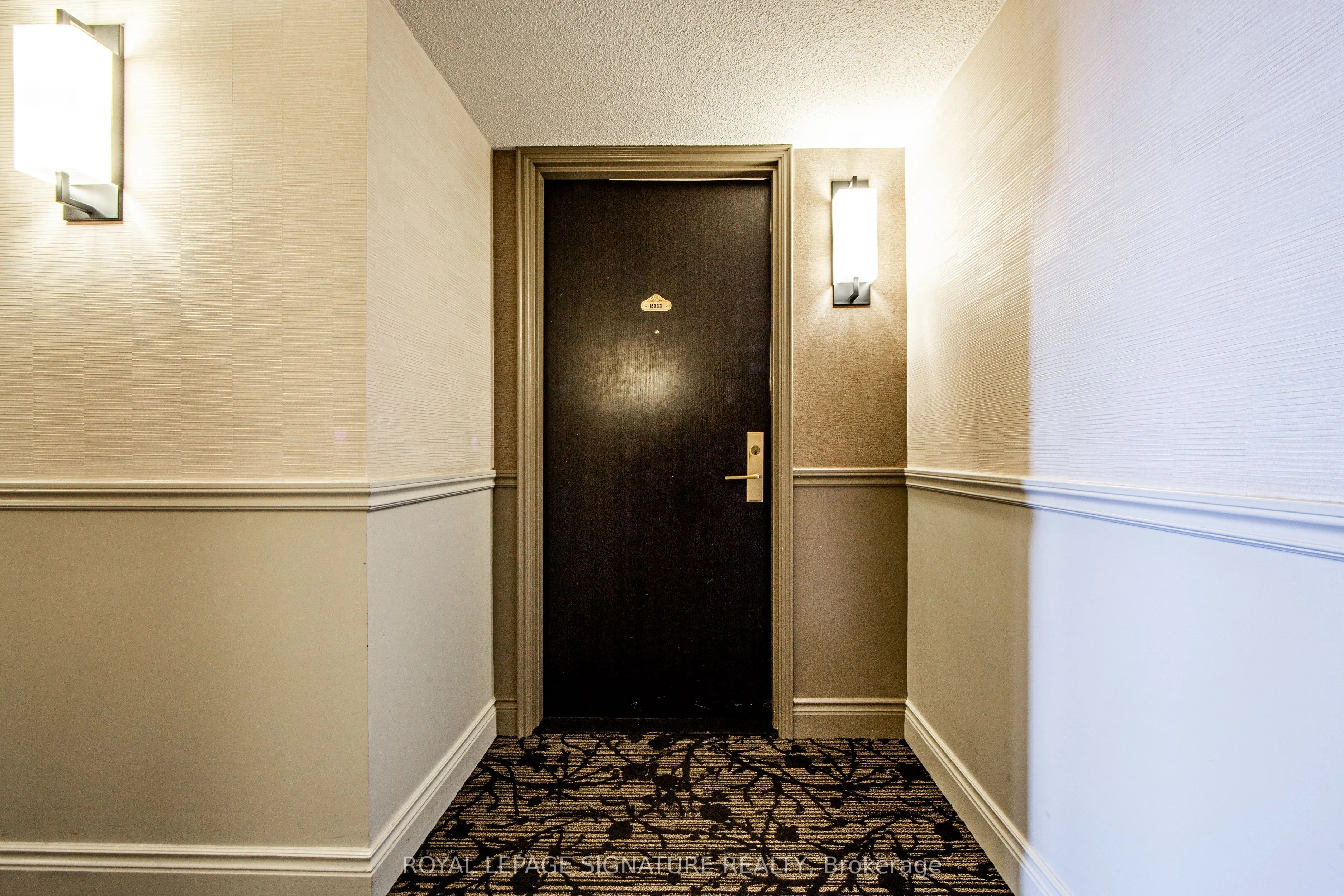 55 Kingsbridge Garden Circle, #2111