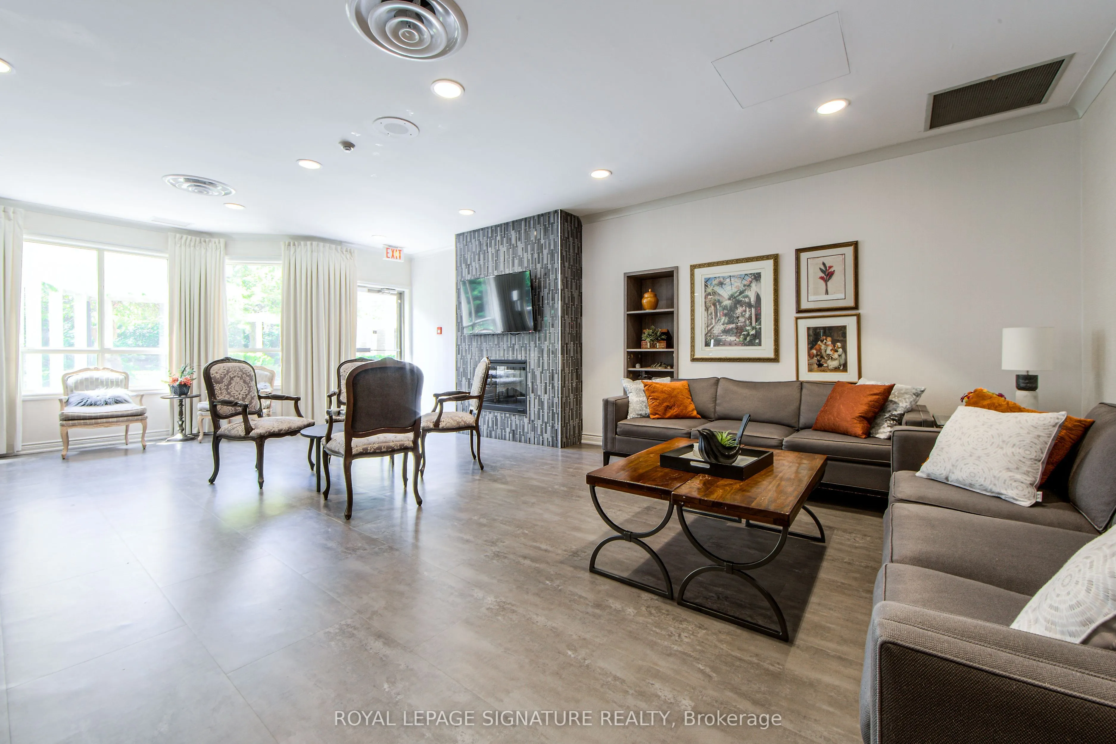 55 Kingsbridge Garden Circle, #2111