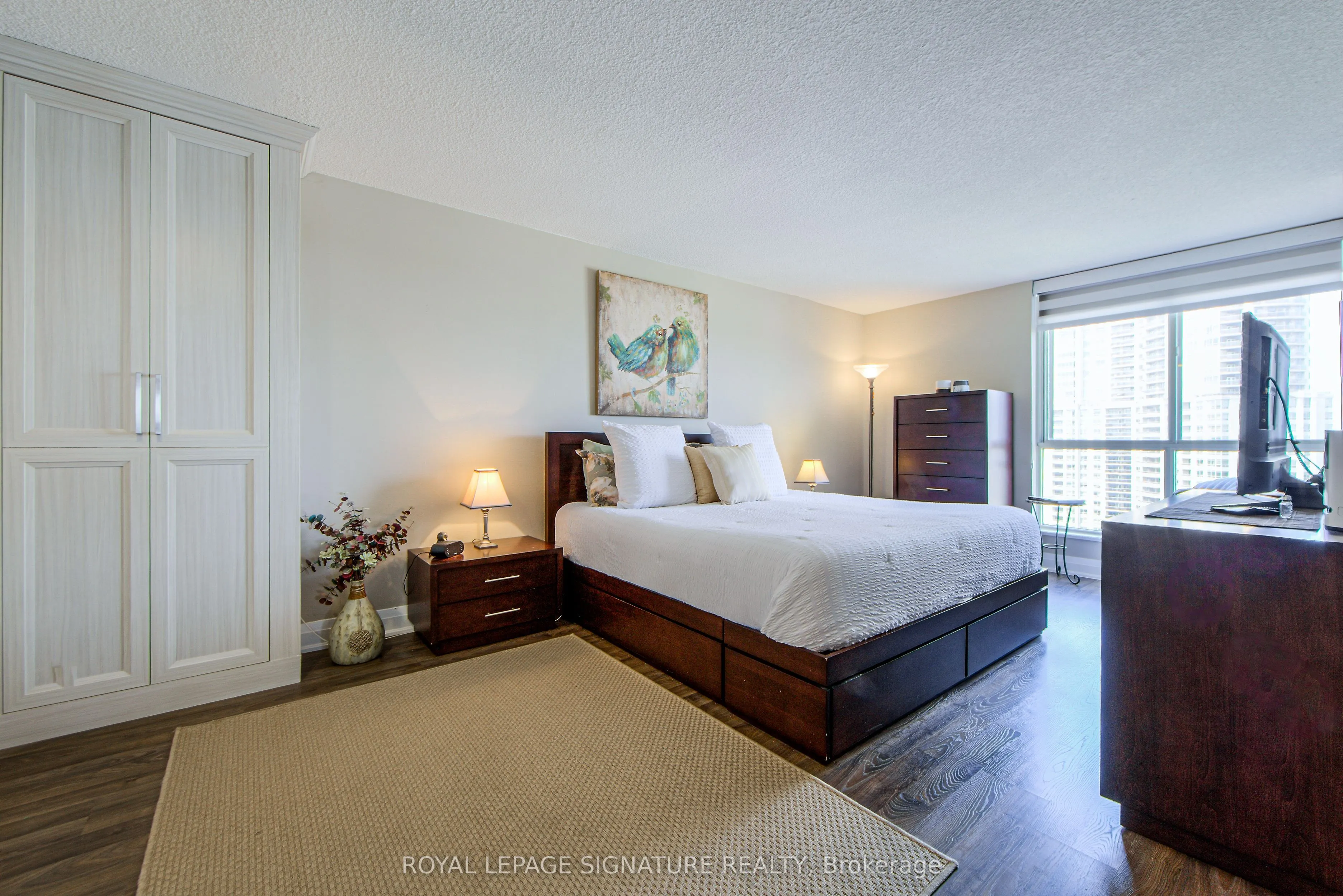 55 Kingsbridge Garden Circle, #2111