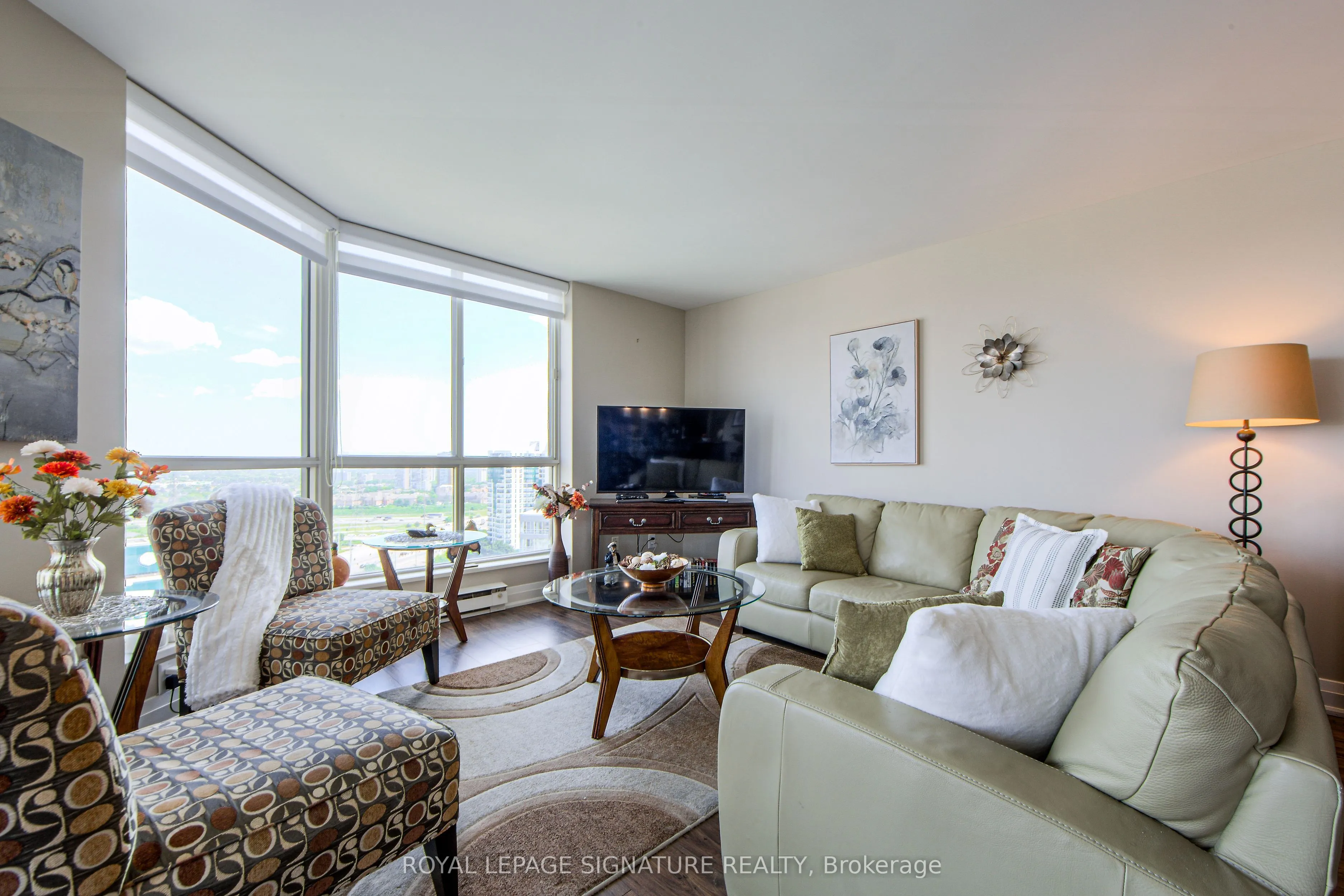 55 Kingsbridge Garden Circle, #2111
