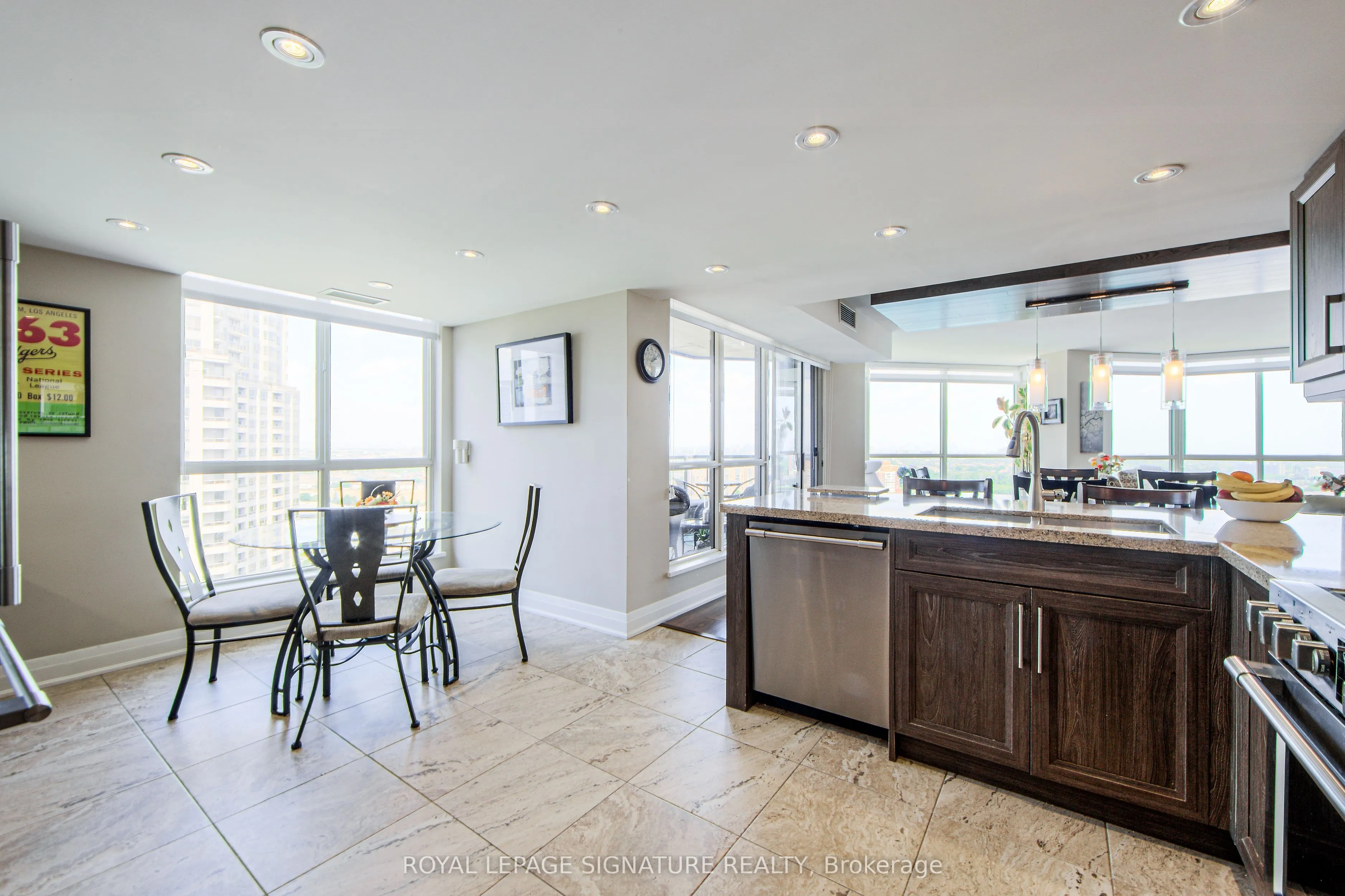 55 Kingsbridge Garden Circle, #2111