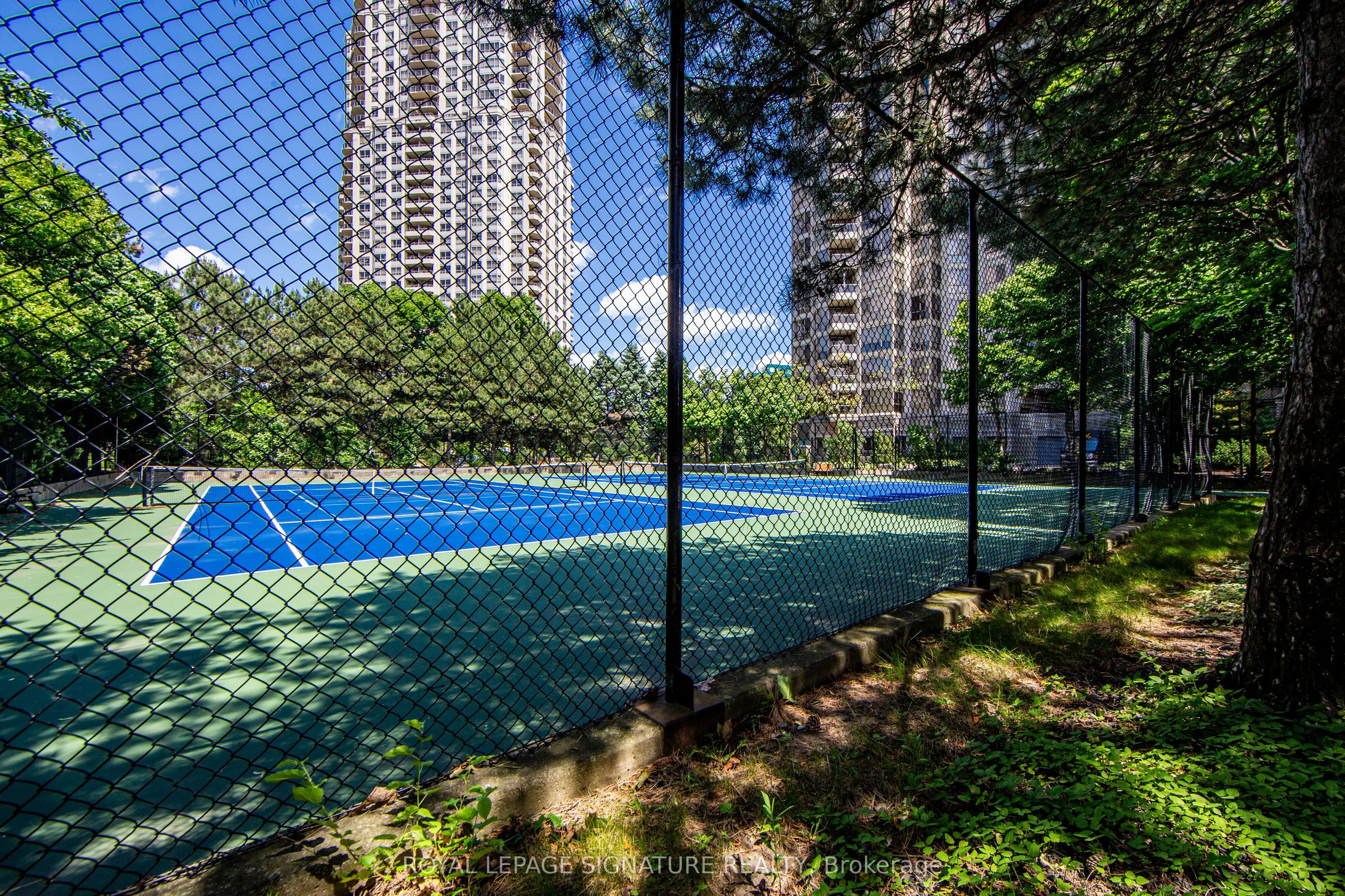 55 Kingsbridge Garden Circle, #2111