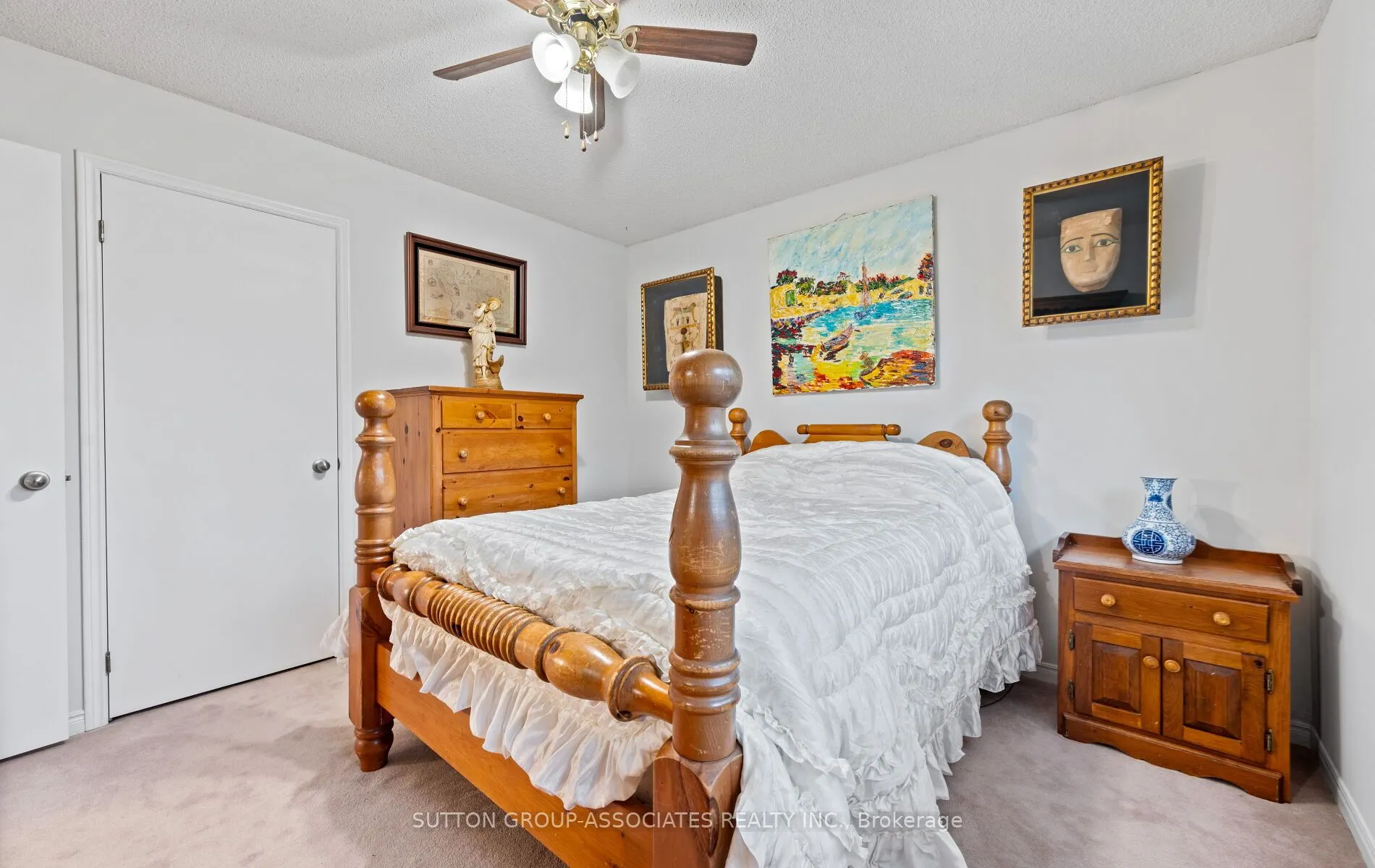 1252 Greenwood Crescent