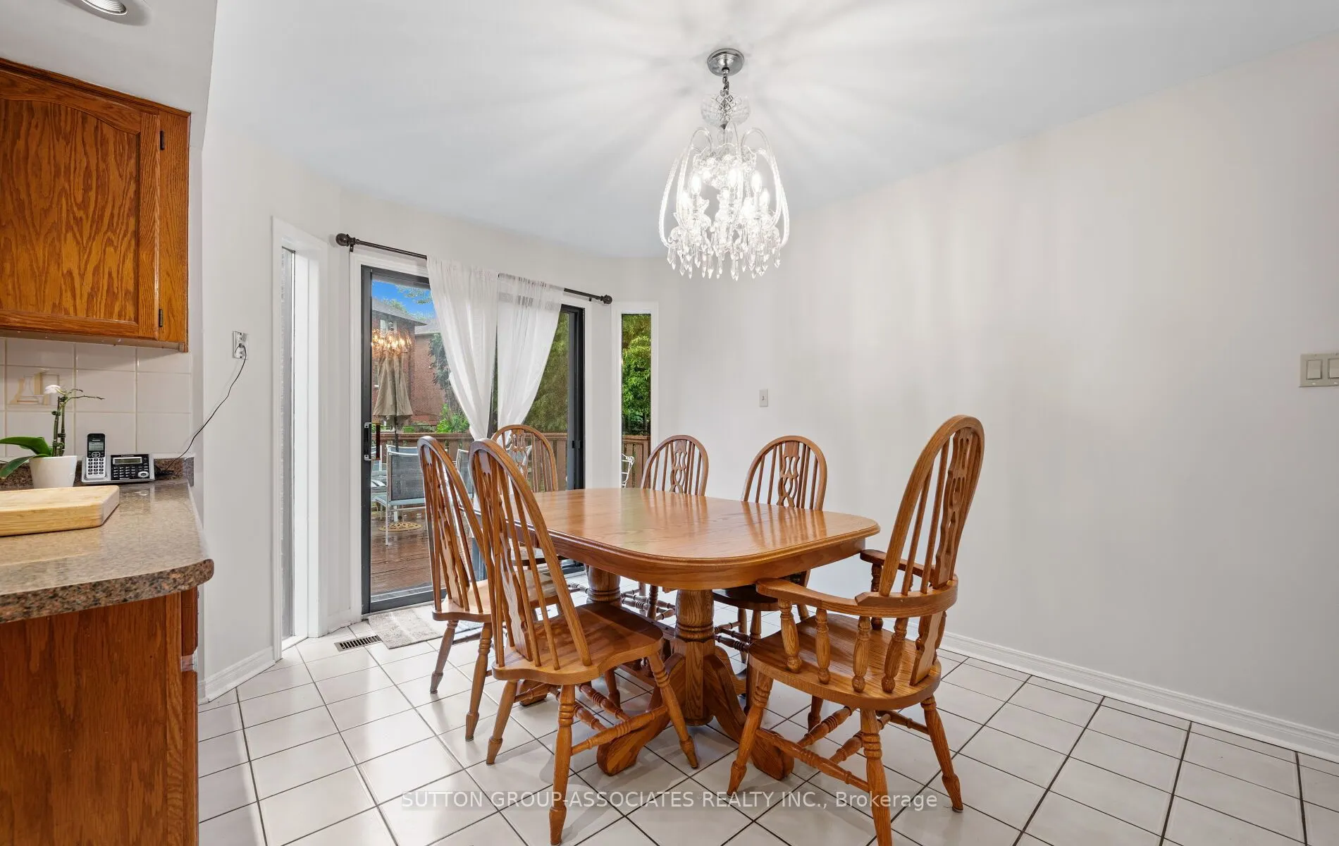 1252 Greenwood Crescent