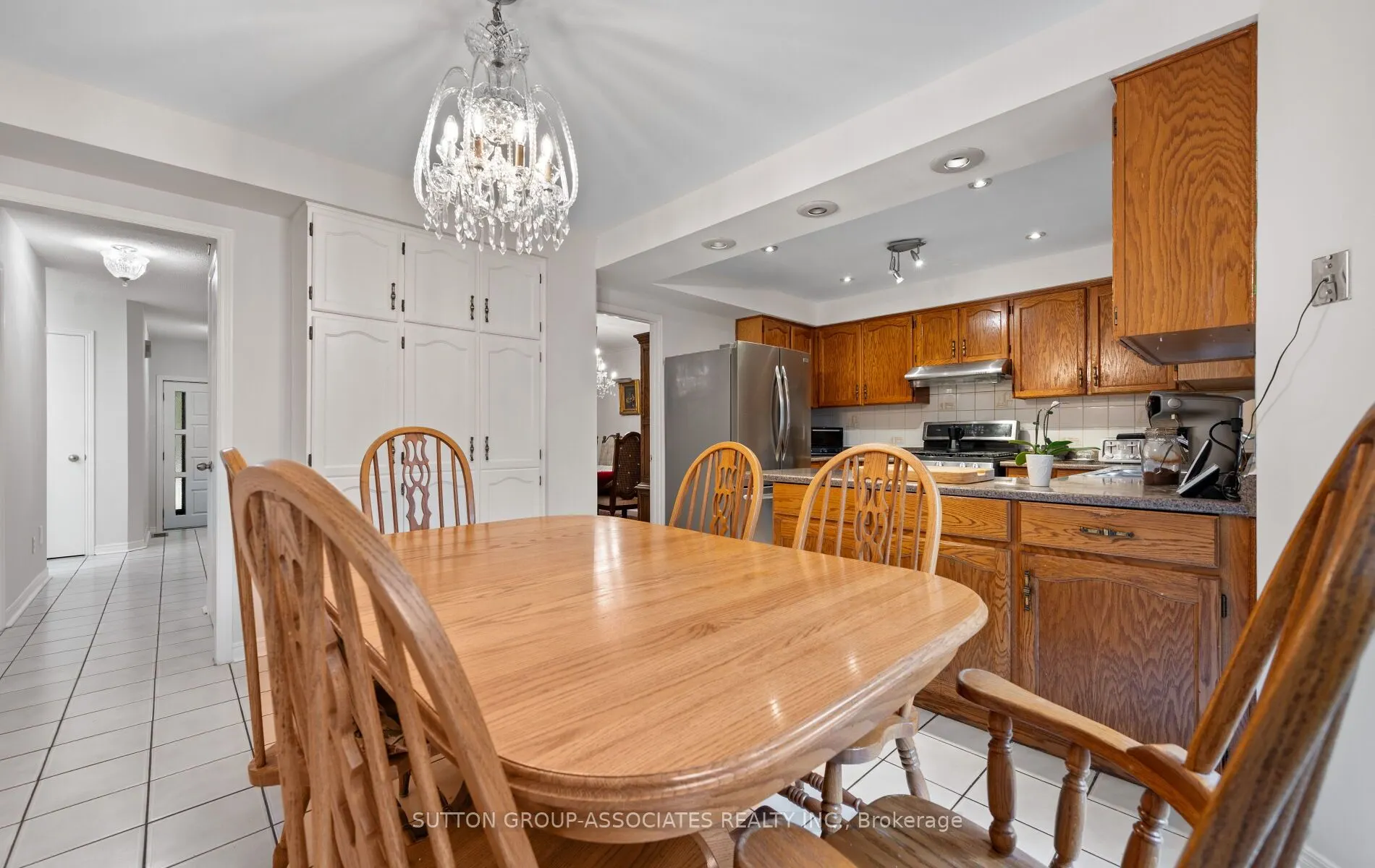 1252 Greenwood Crescent