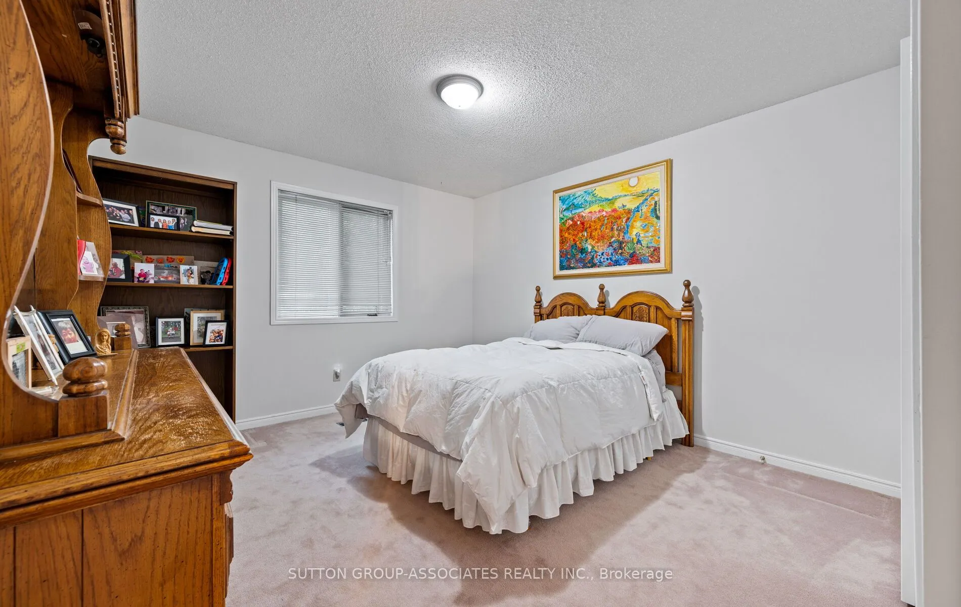 1252 Greenwood Crescent