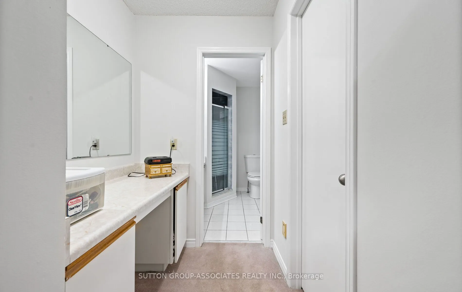 1252 Greenwood Crescent