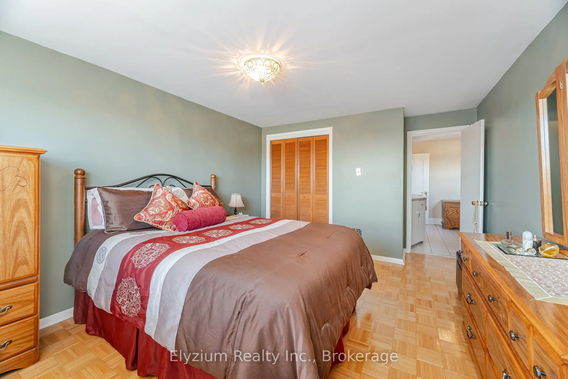 115 Hatherley Road