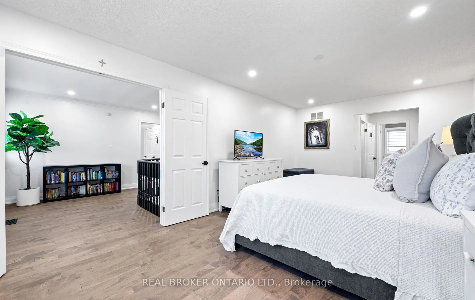 4231 Highgate Crescent