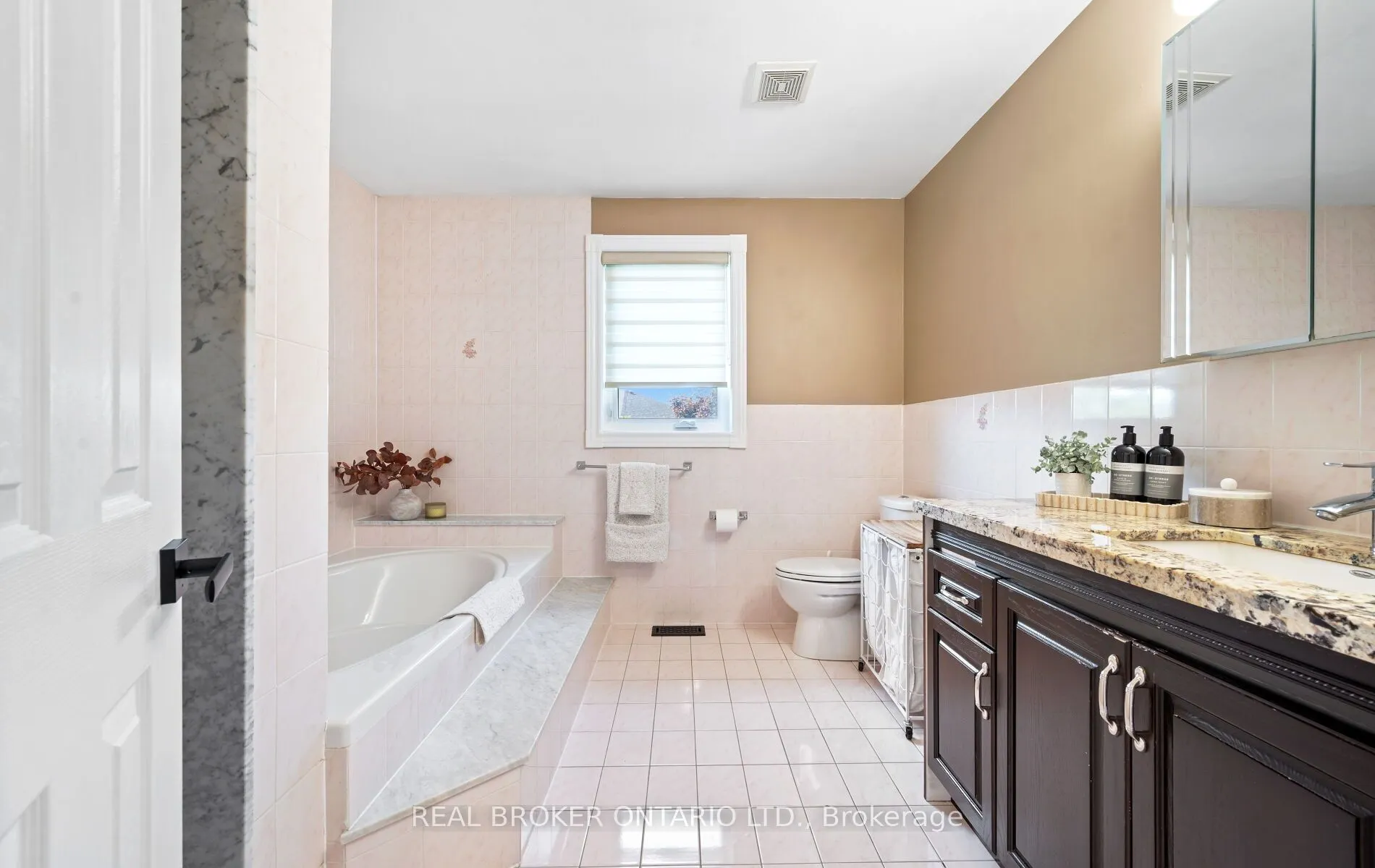 4231 Highgate Crescent