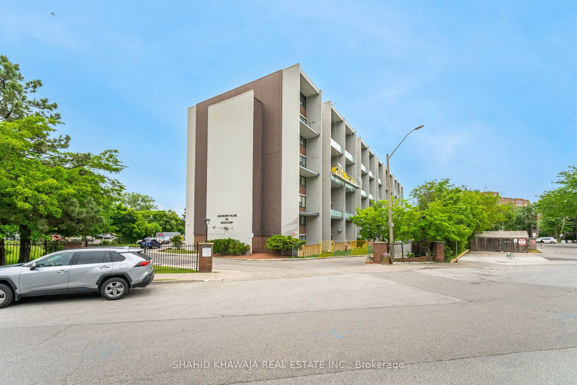 2121 Roche Court, #721