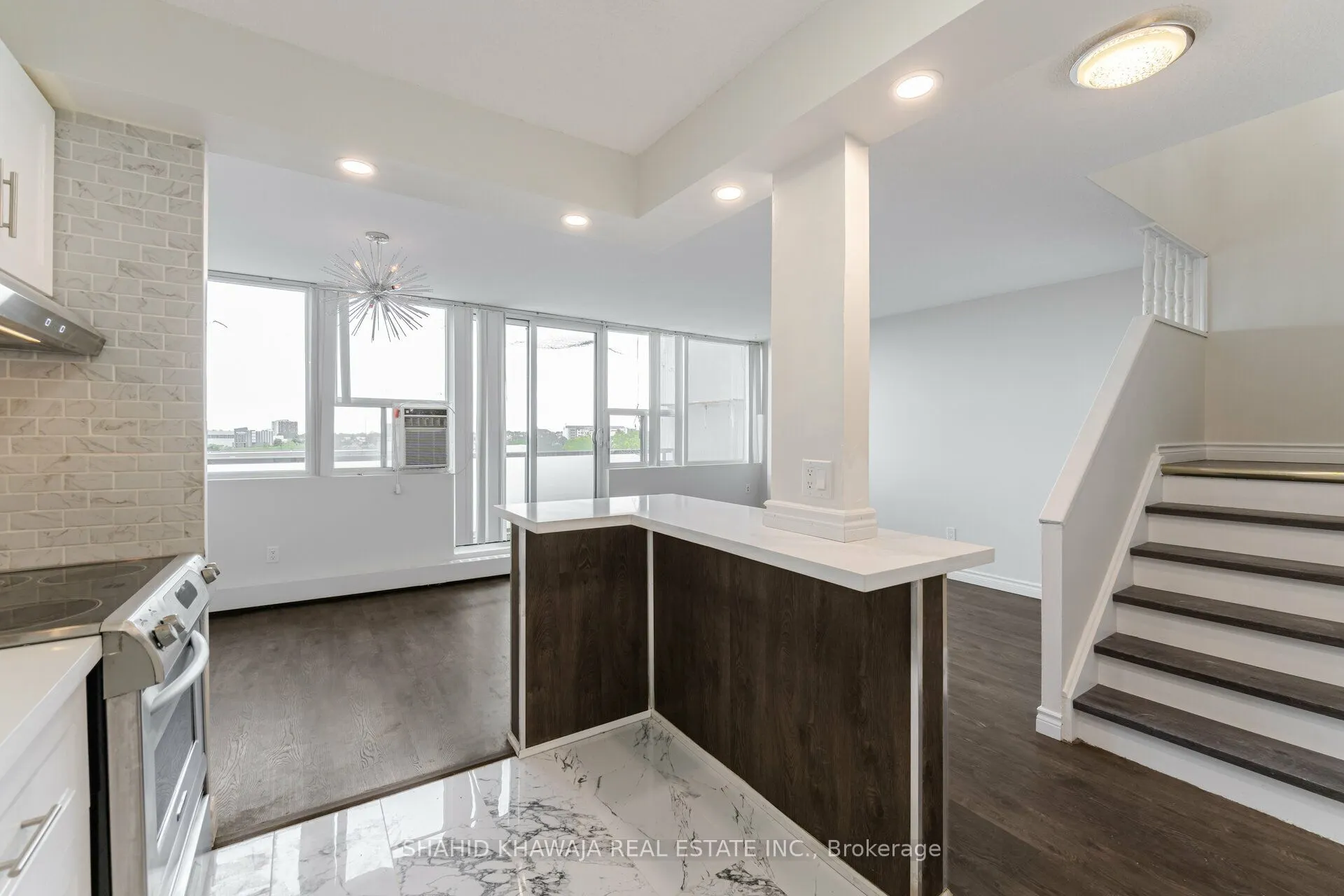 2121 Roche Court, #721
