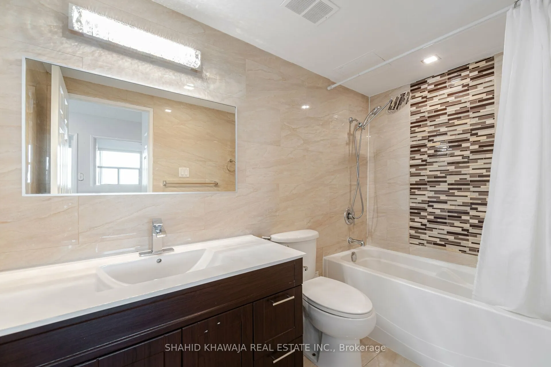 2121 Roche Court, #721