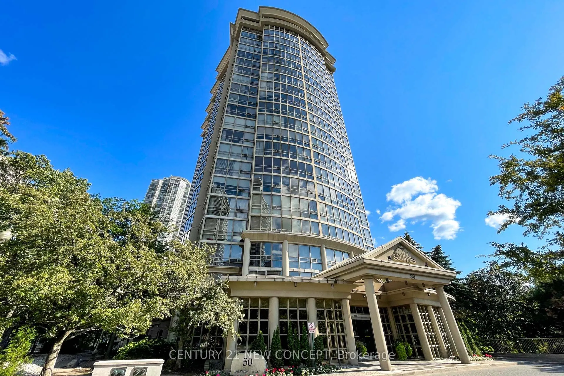 50 Eglinton Avenue W, #1105