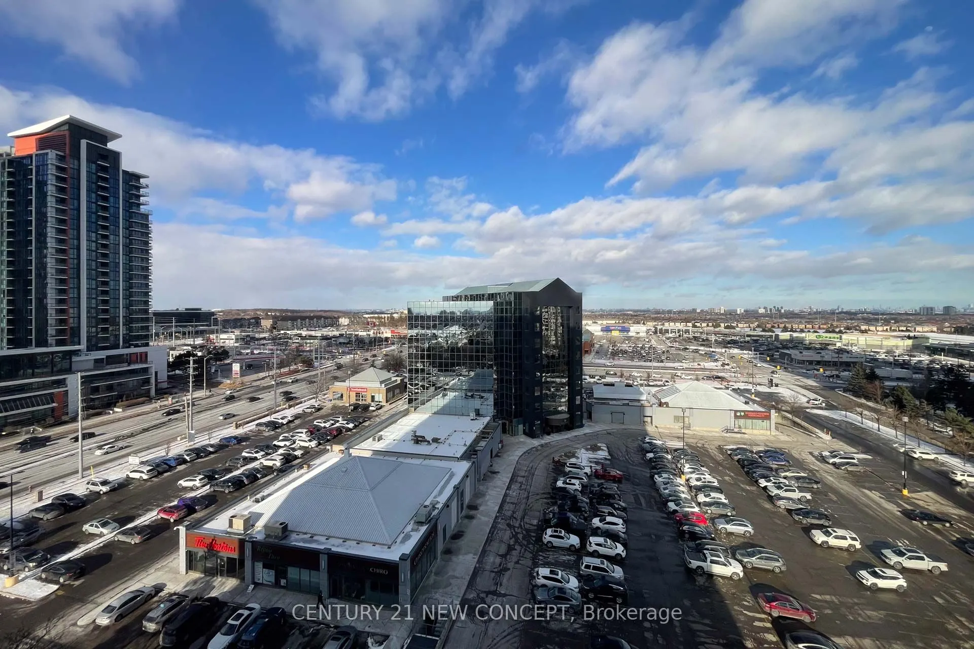 50 Eglinton Avenue W, #1105