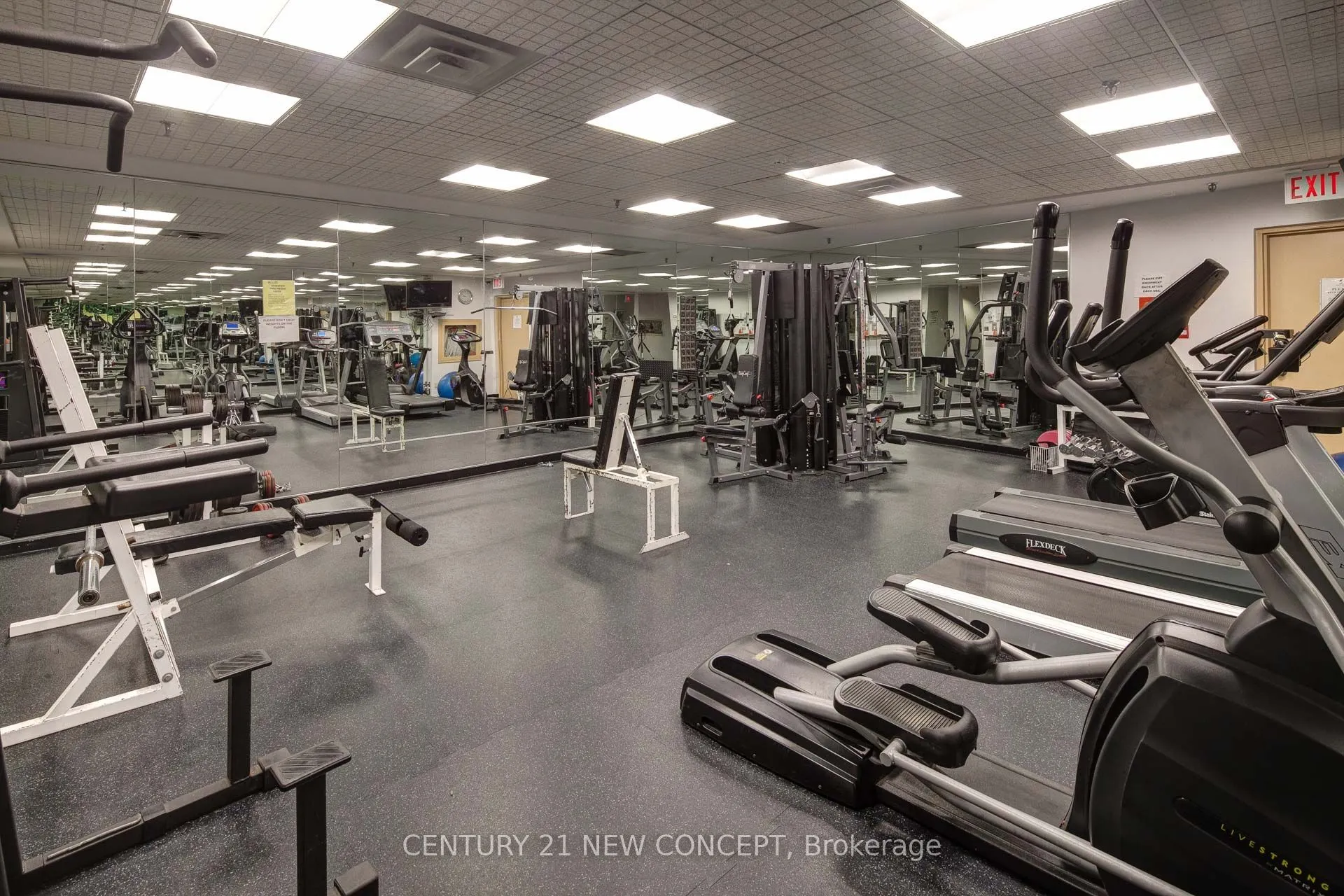 50 Eglinton Avenue W, #1105