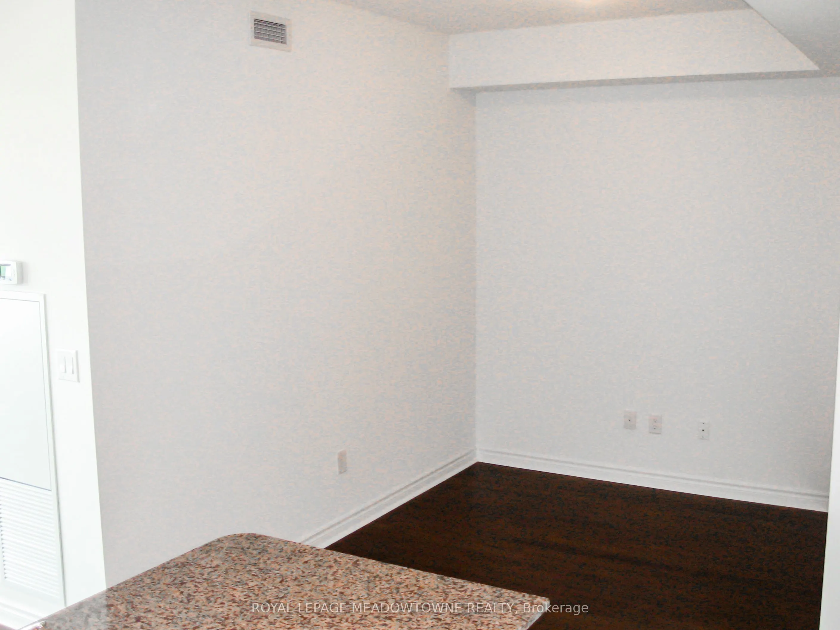 385 Prince Of Wales Drive, #910