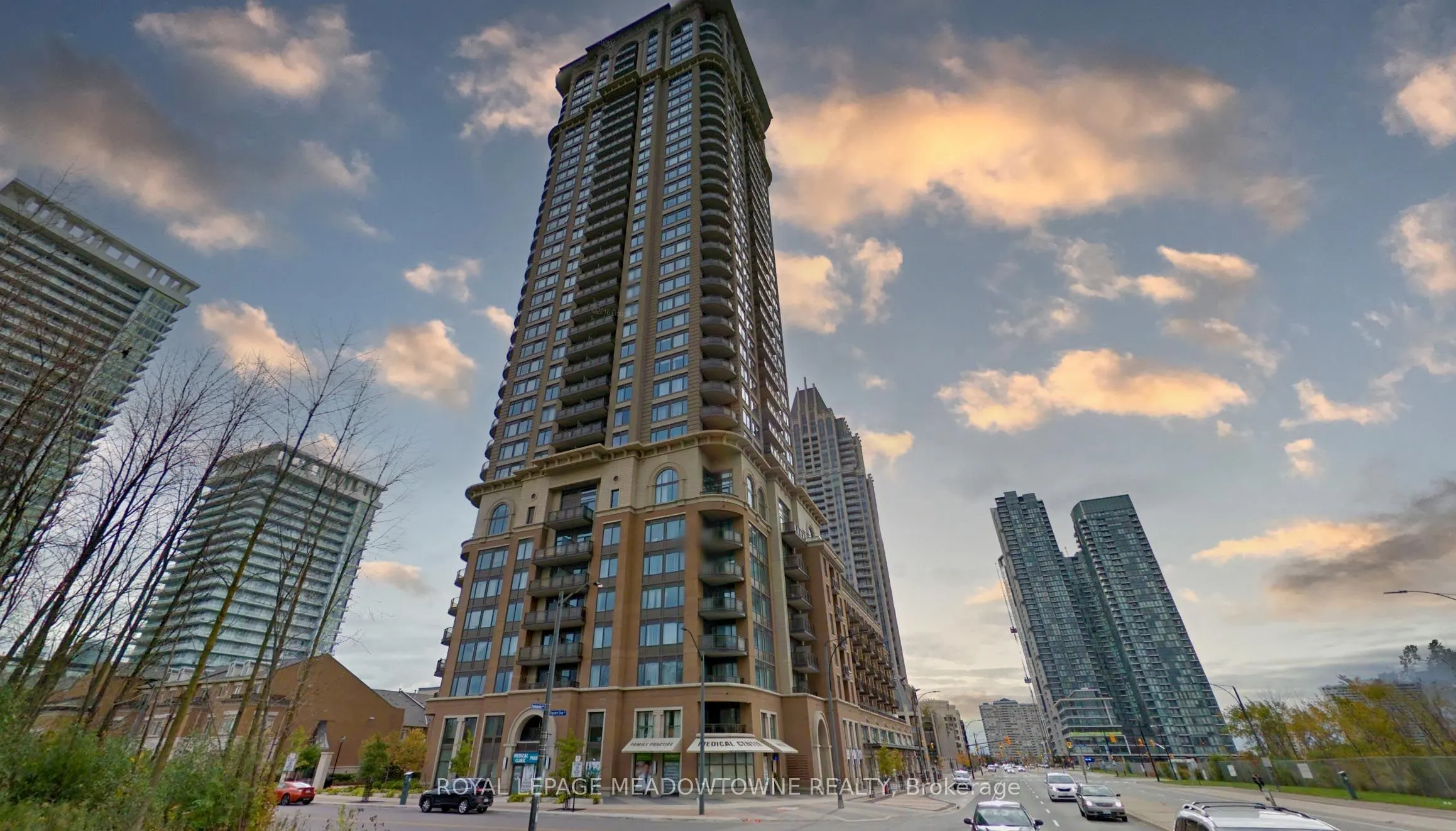385 Prince Of Wales Drive, #910
