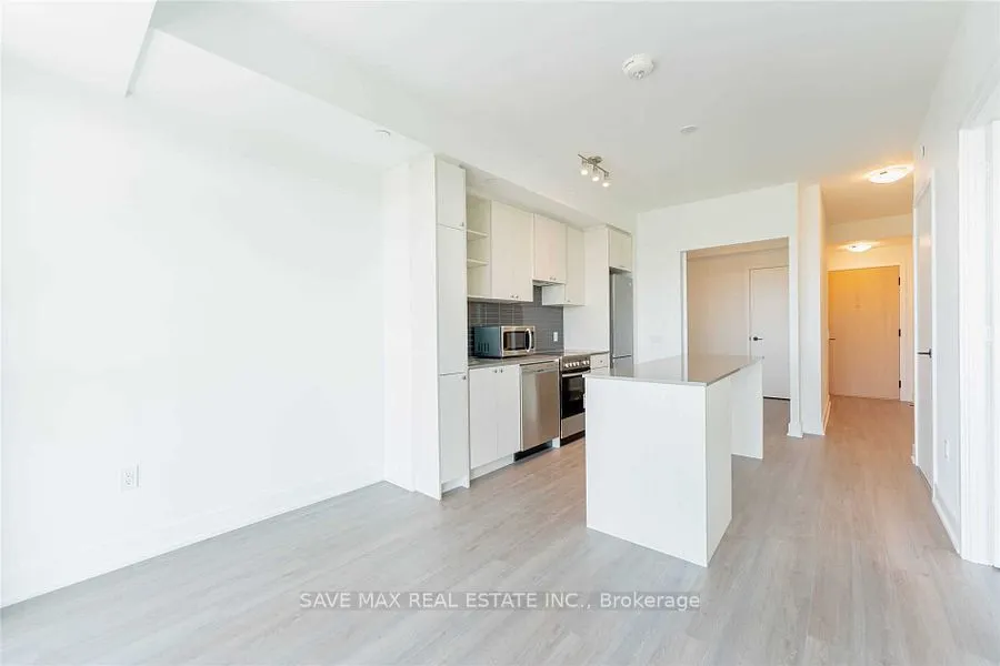 50 George Butchart Drive #802