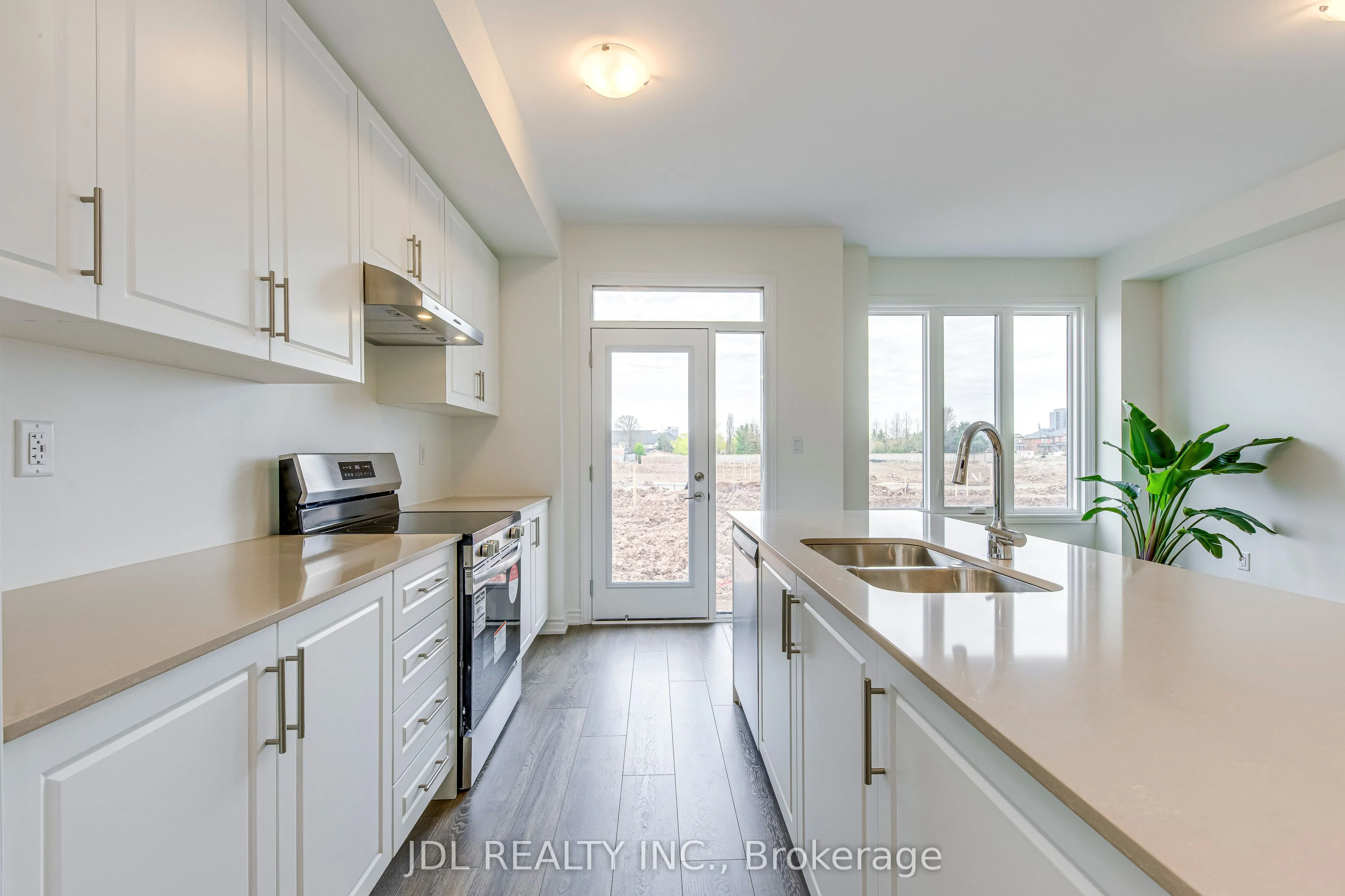 3036 Robert Lamb Boulevard