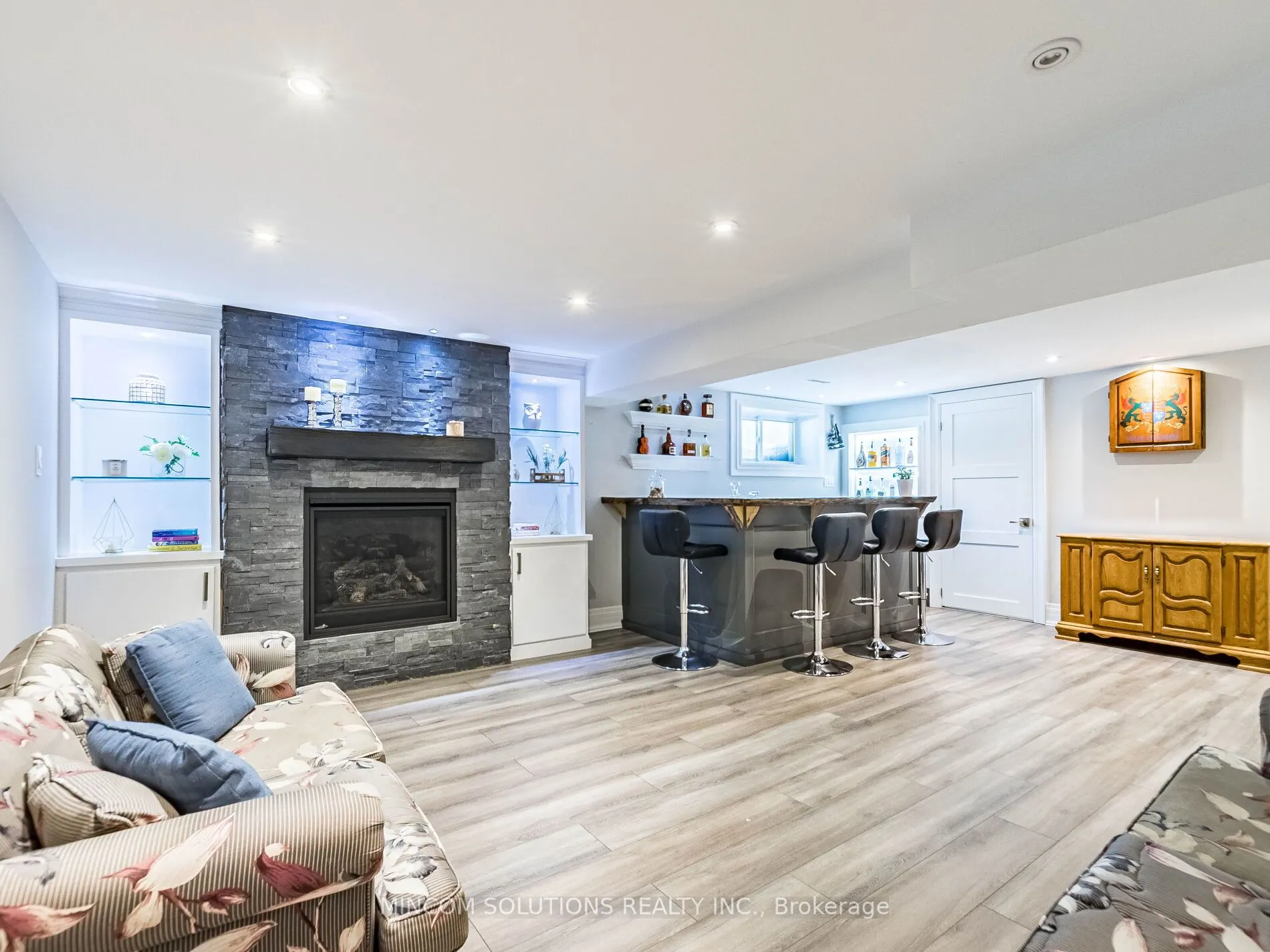 37 Suburban Drive