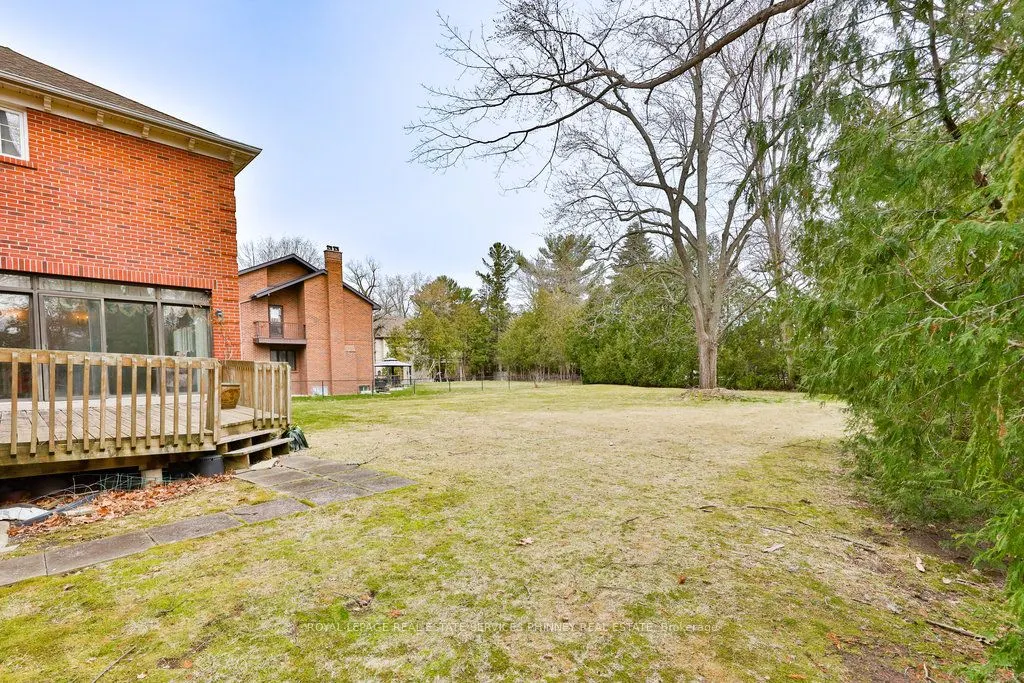 2390 Mississauga Road