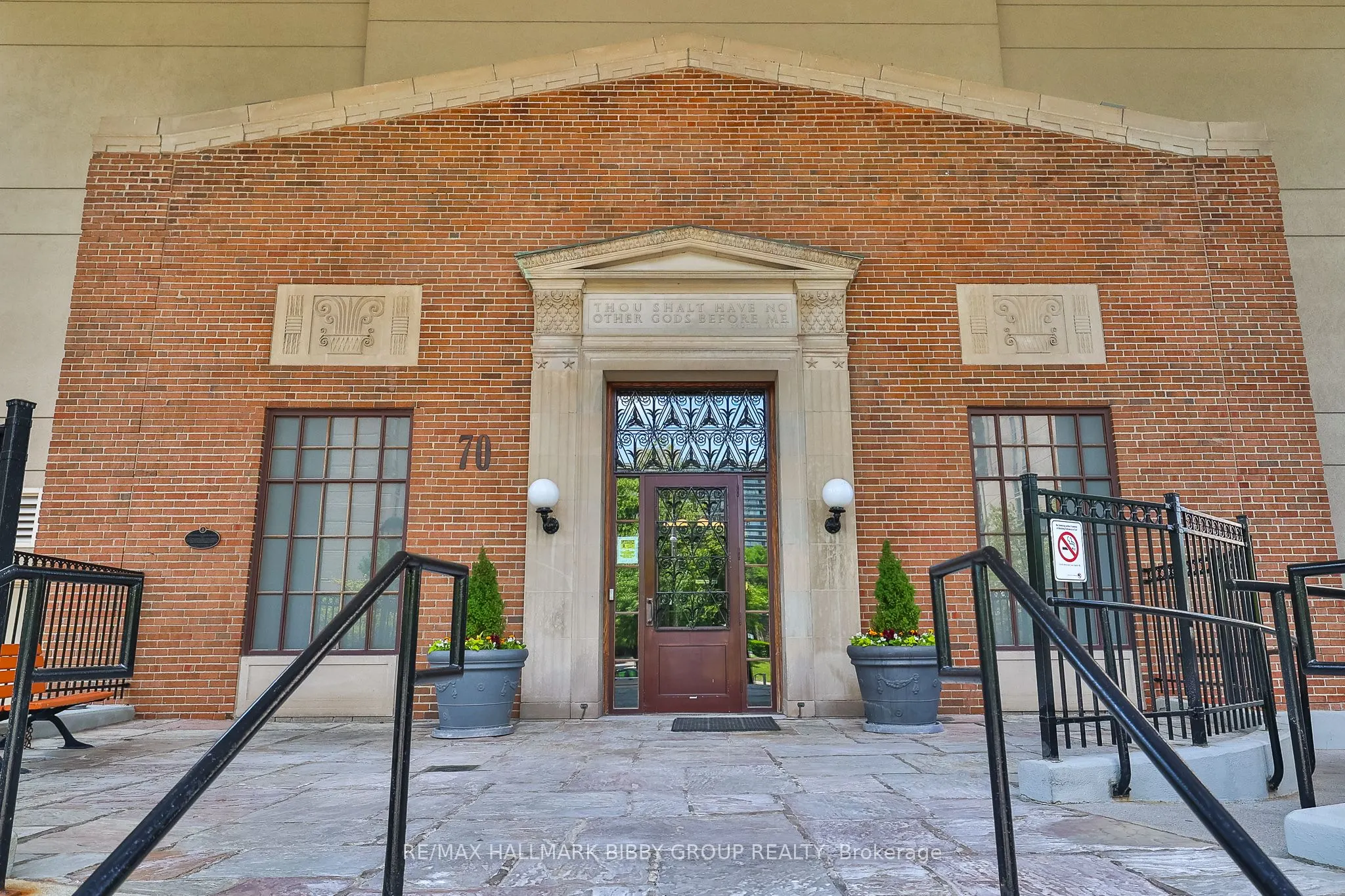 70 High Park Avenue, #1304