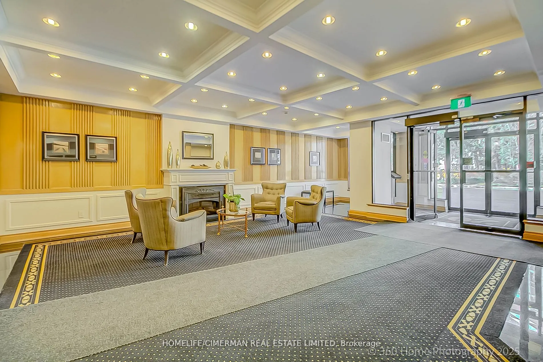 20 Southport Street, #413