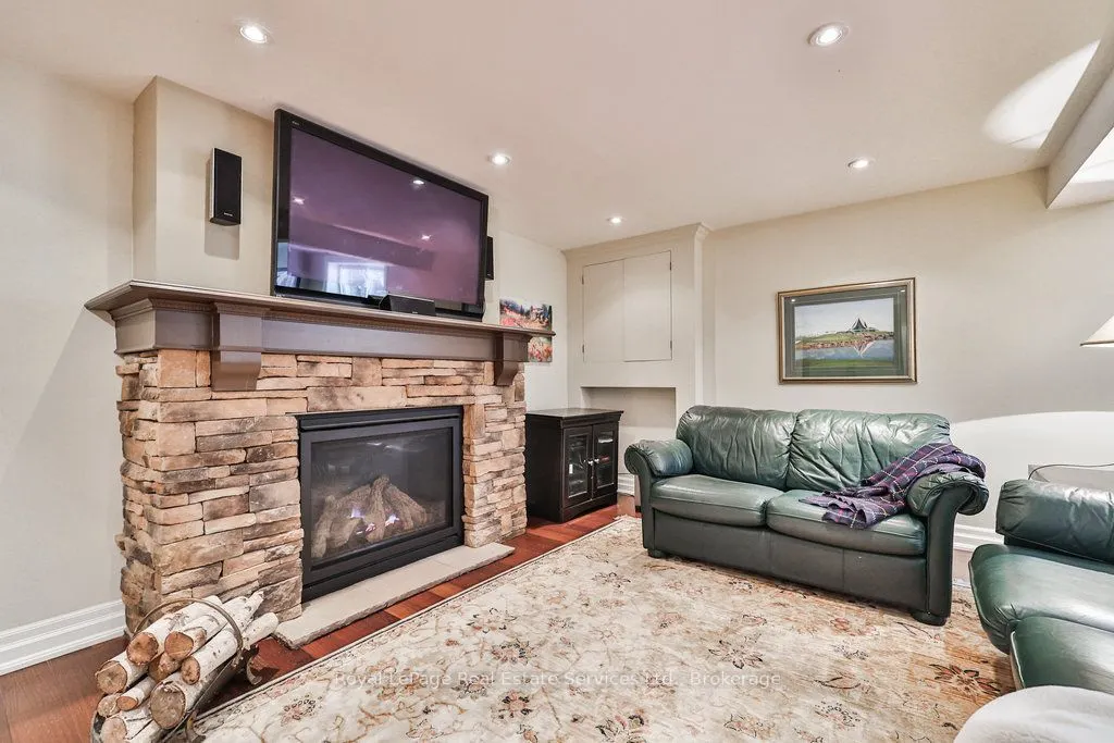 502 Bohemia Crescent