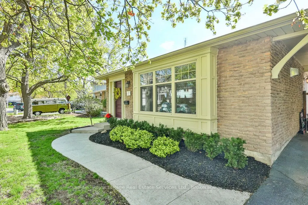 502 Bohemia Crescent