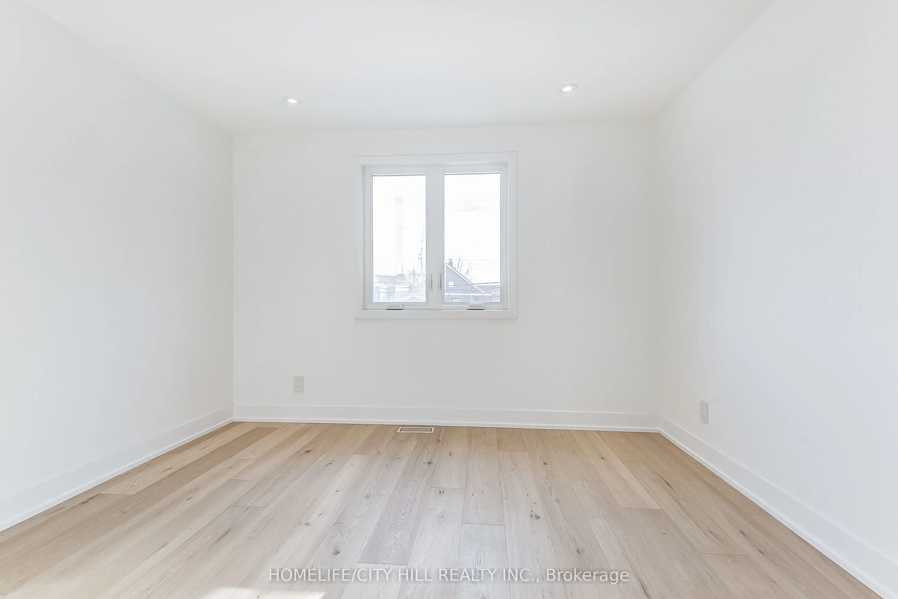 73 Melville Avenue